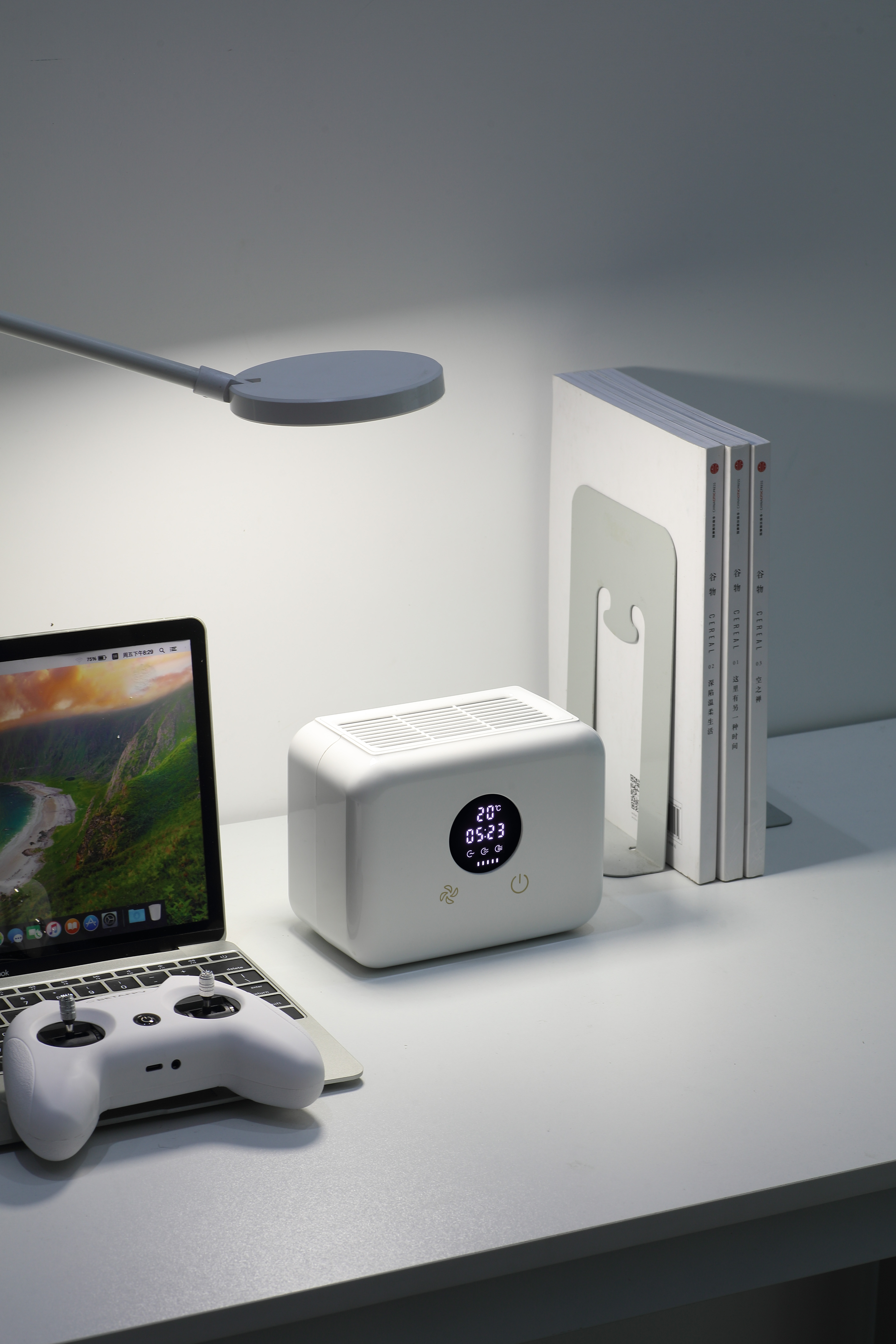 Photocatalyst purifier, car purifier, desktop purifier，