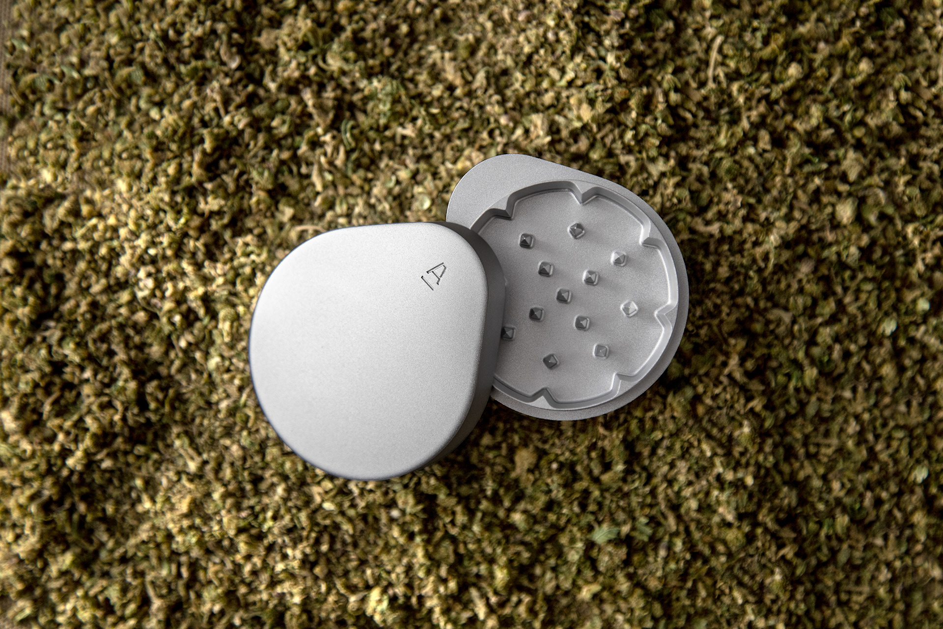 Grinding machine，Tray，product，industrial design，design，