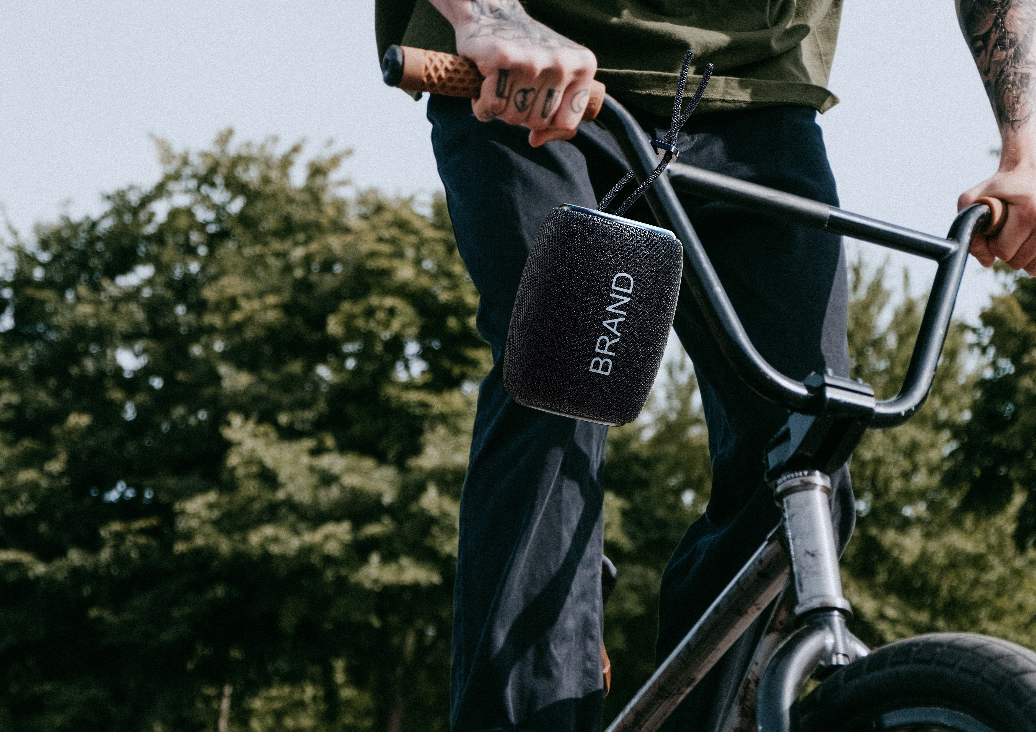 Outdoor small speaker，