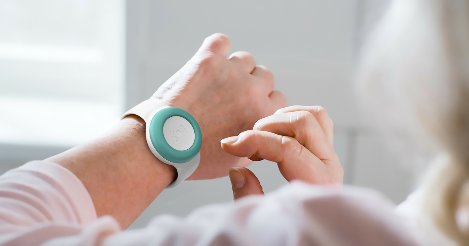 3C products，sos，intelligence，Remote Care，device，Internet of things，mobile phone，Electronics，3C products，sos，intelligence，Remote Care，device，Internet of things，