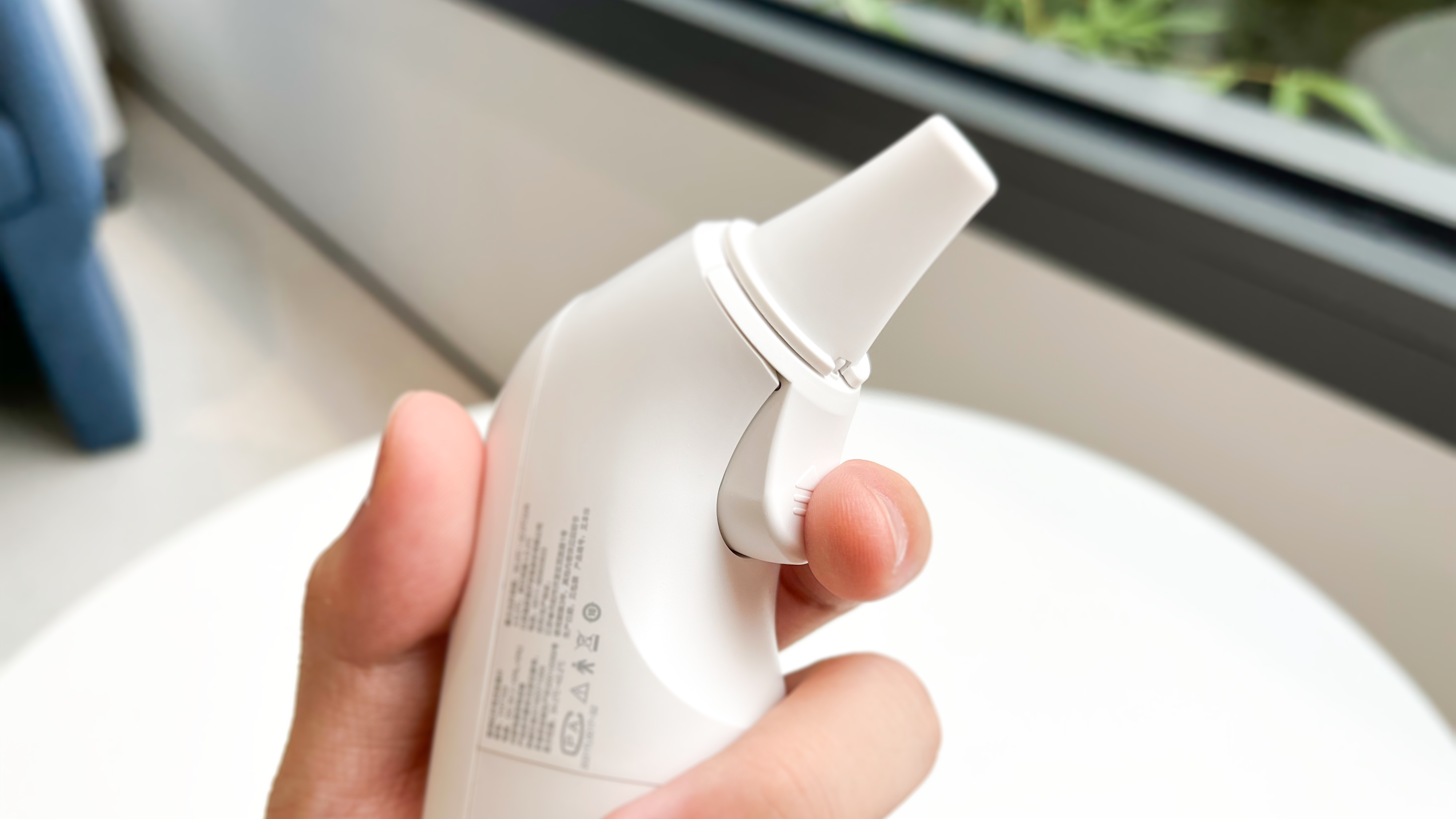 medical care，white，healthy，epidemic situation，temperature，Ear temperature gun，texture，household，