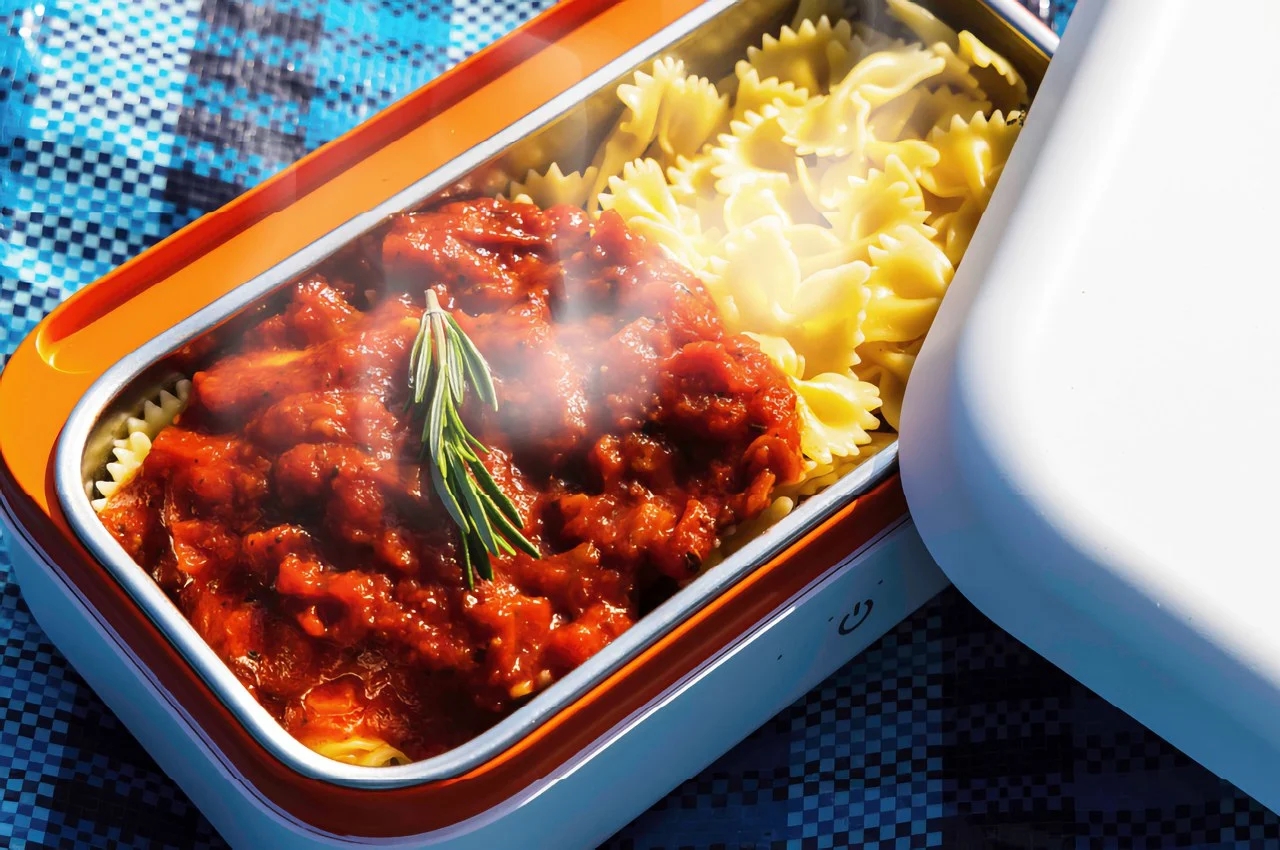 Lunch box，product design，product，heating，food，design，