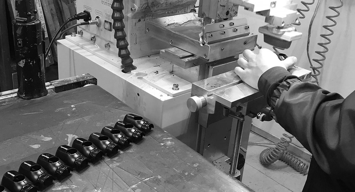 tachograph，industrial design，product design，design，camera，black，