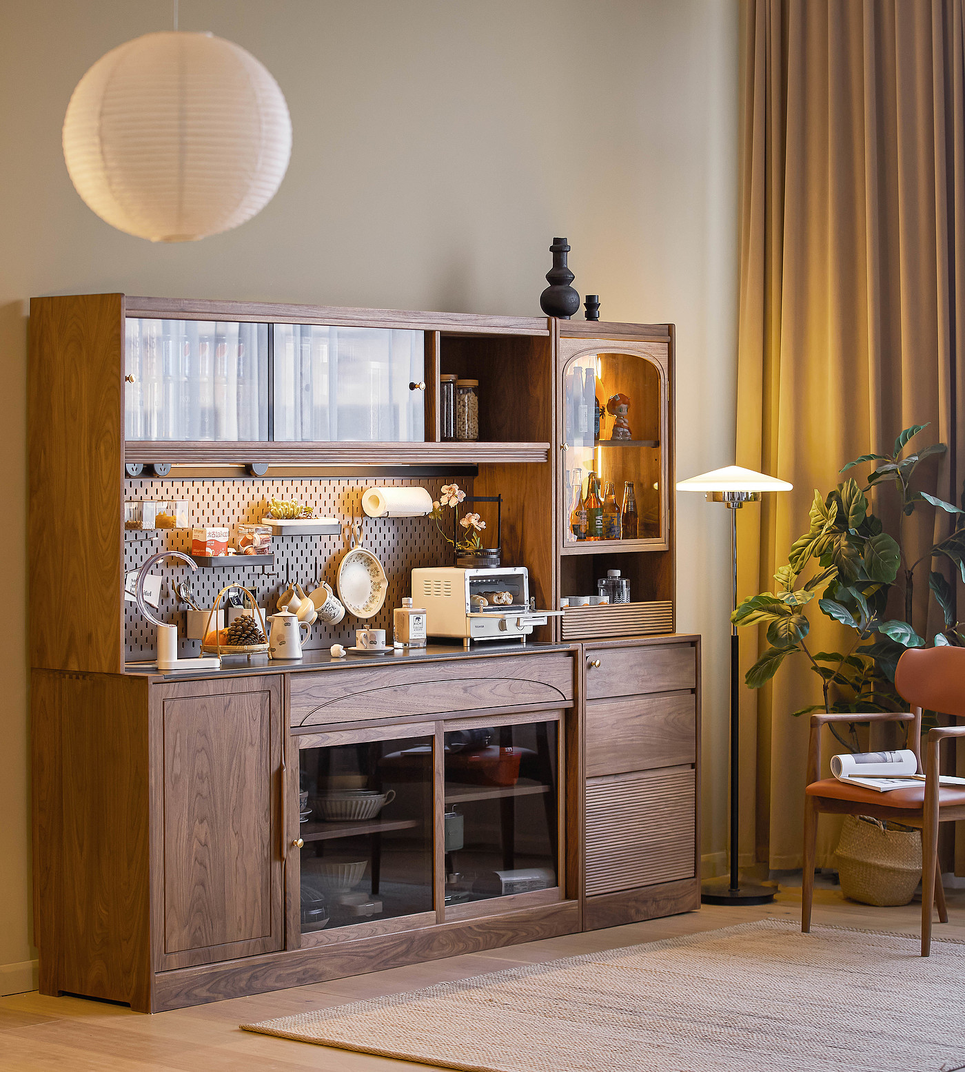 Sideboard，Solid wood furniture，restaurant，renovation，Receive，North American black walnut，furniture design ，