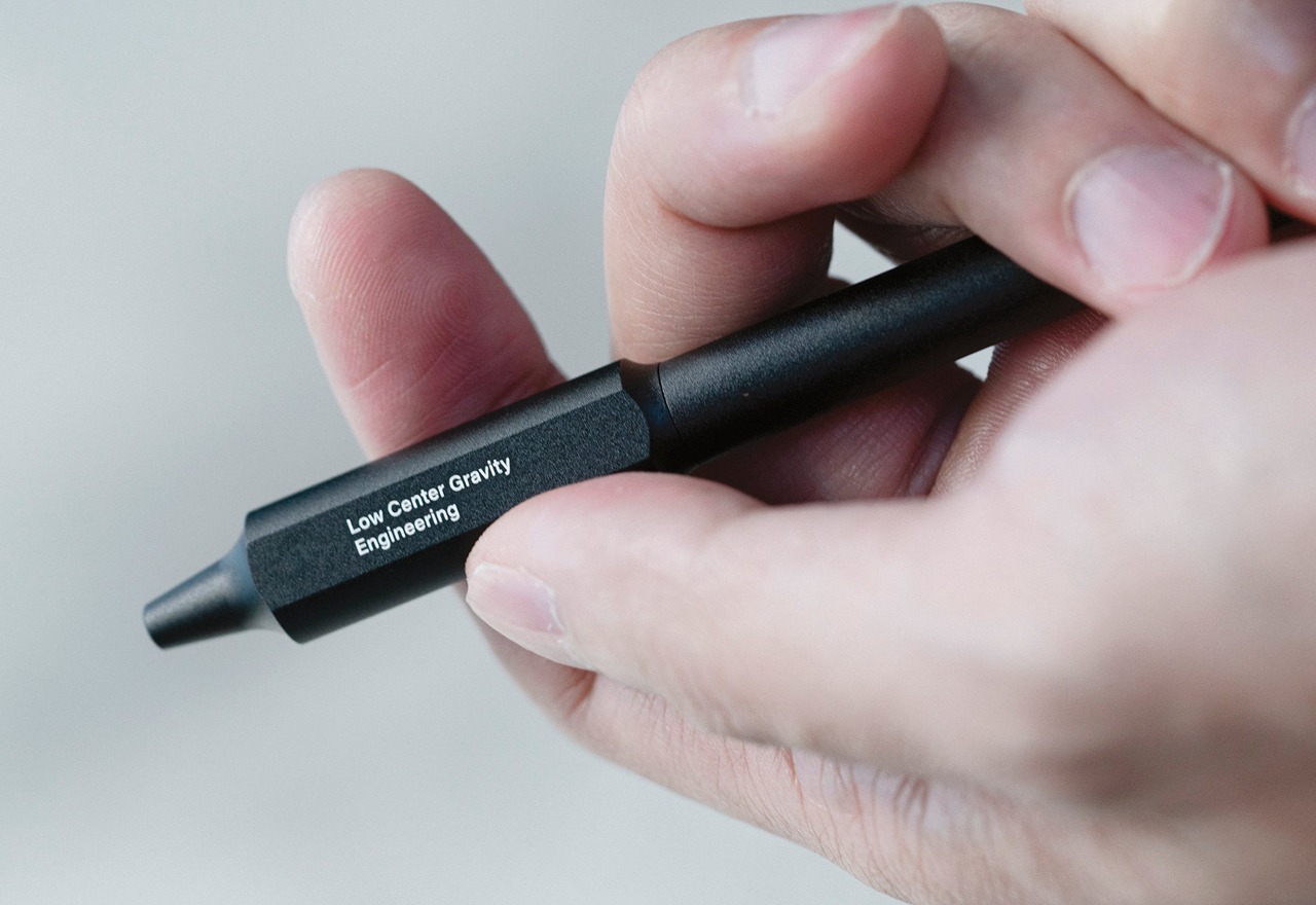 product design，Low center of gravity，Ergonomics，Physical principles，Minimalism，Gravity Pen，