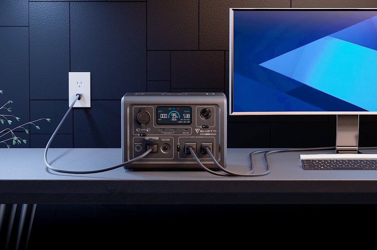 Bluefin，Solar panel，Ultra-portable power station，product design，BLUETTI EB3A，