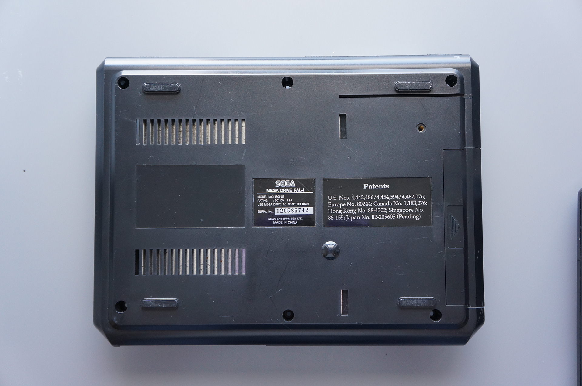 Craig McGarrell，Mix，SEGA SAKURA，vr，product design，Ergonomics，