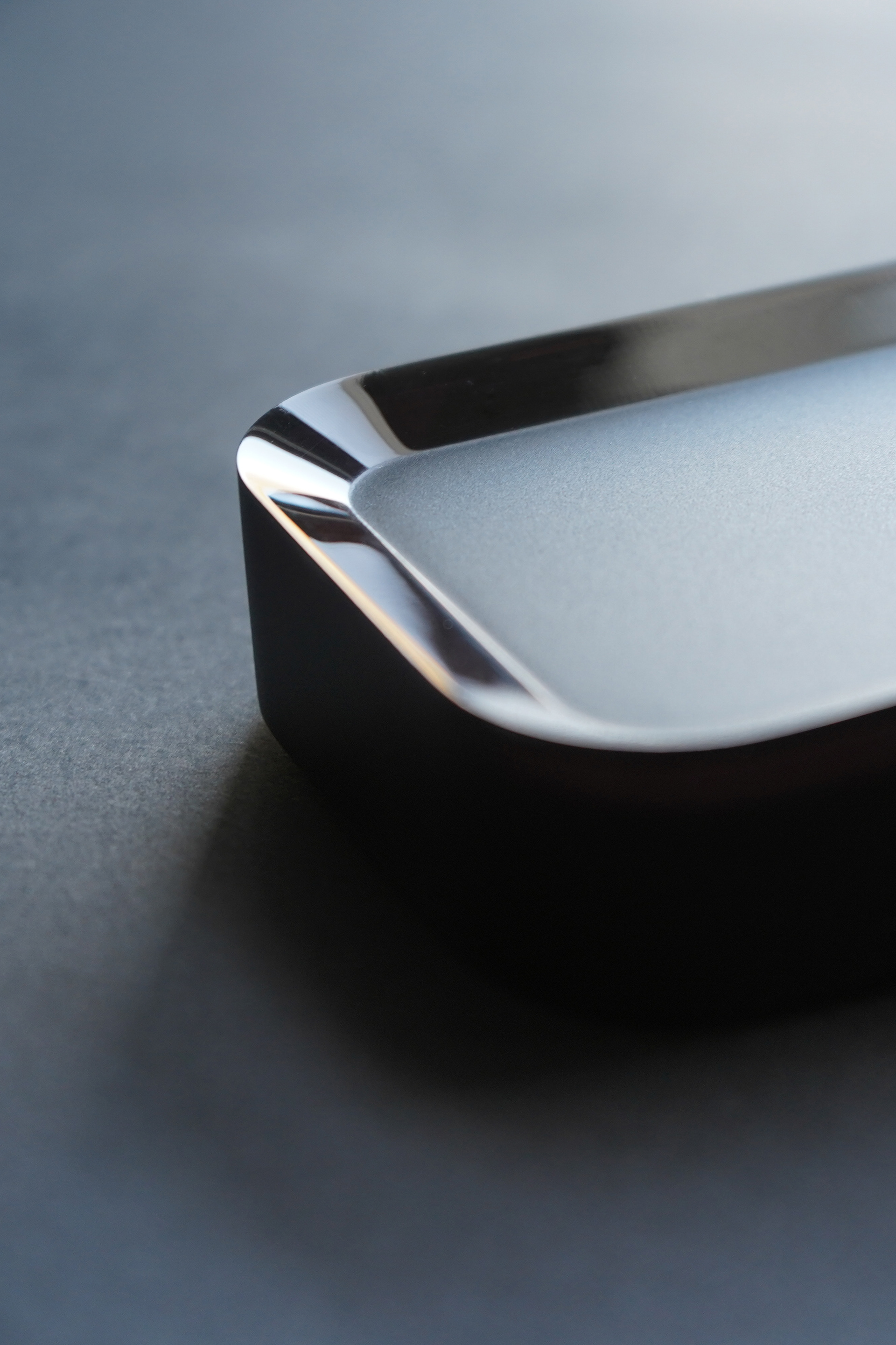 Craig McGarrell，Mix，SEGA SAKURA，vr，product design，Ergonomics，