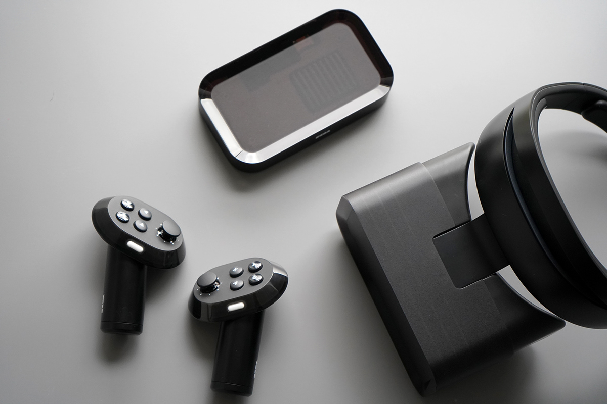 Craig McGarrell，Mix，SEGA SAKURA，vr，product design，Ergonomics，