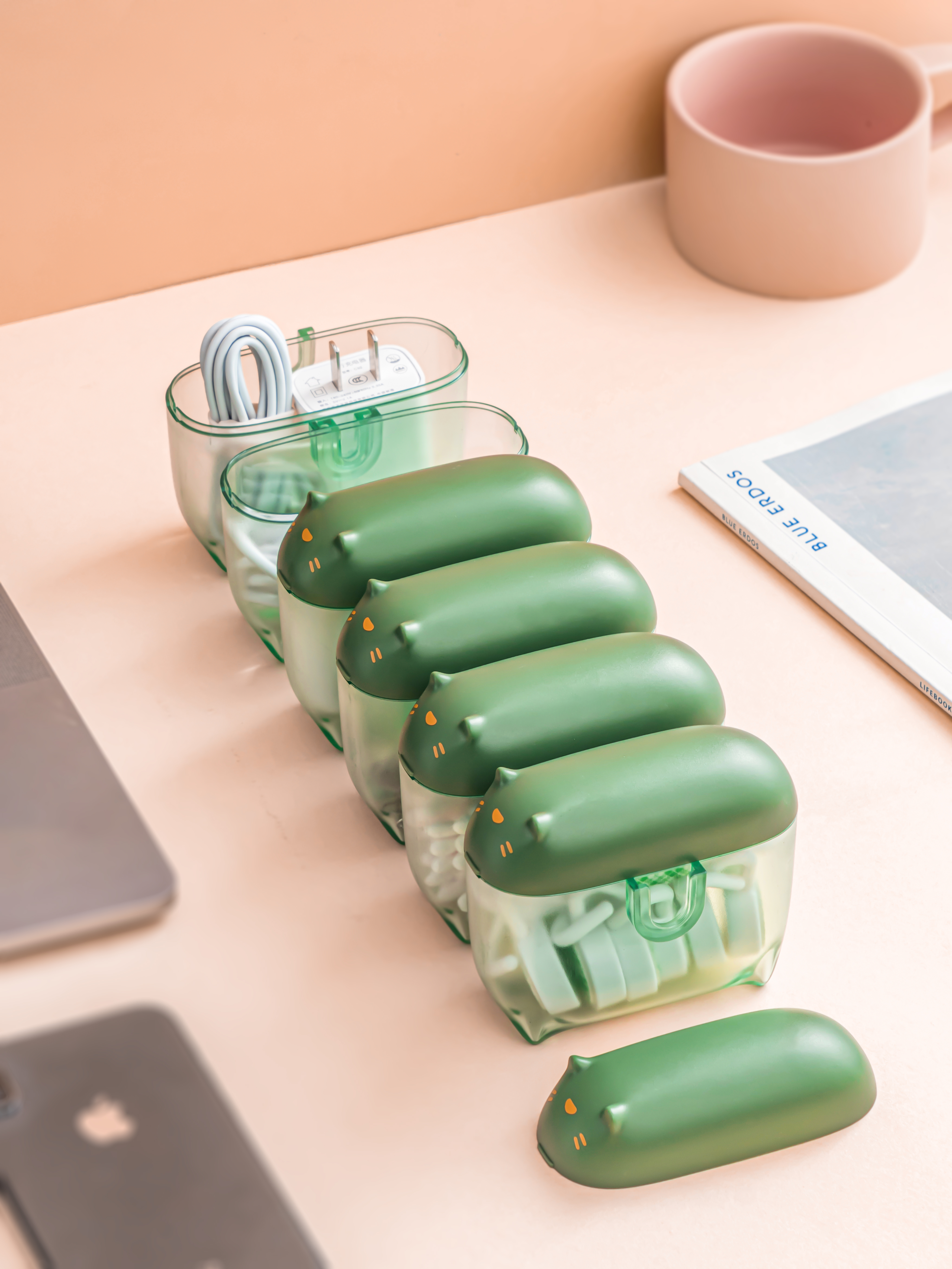 Cats, Data Lines, 3C, Storage, Household Products，