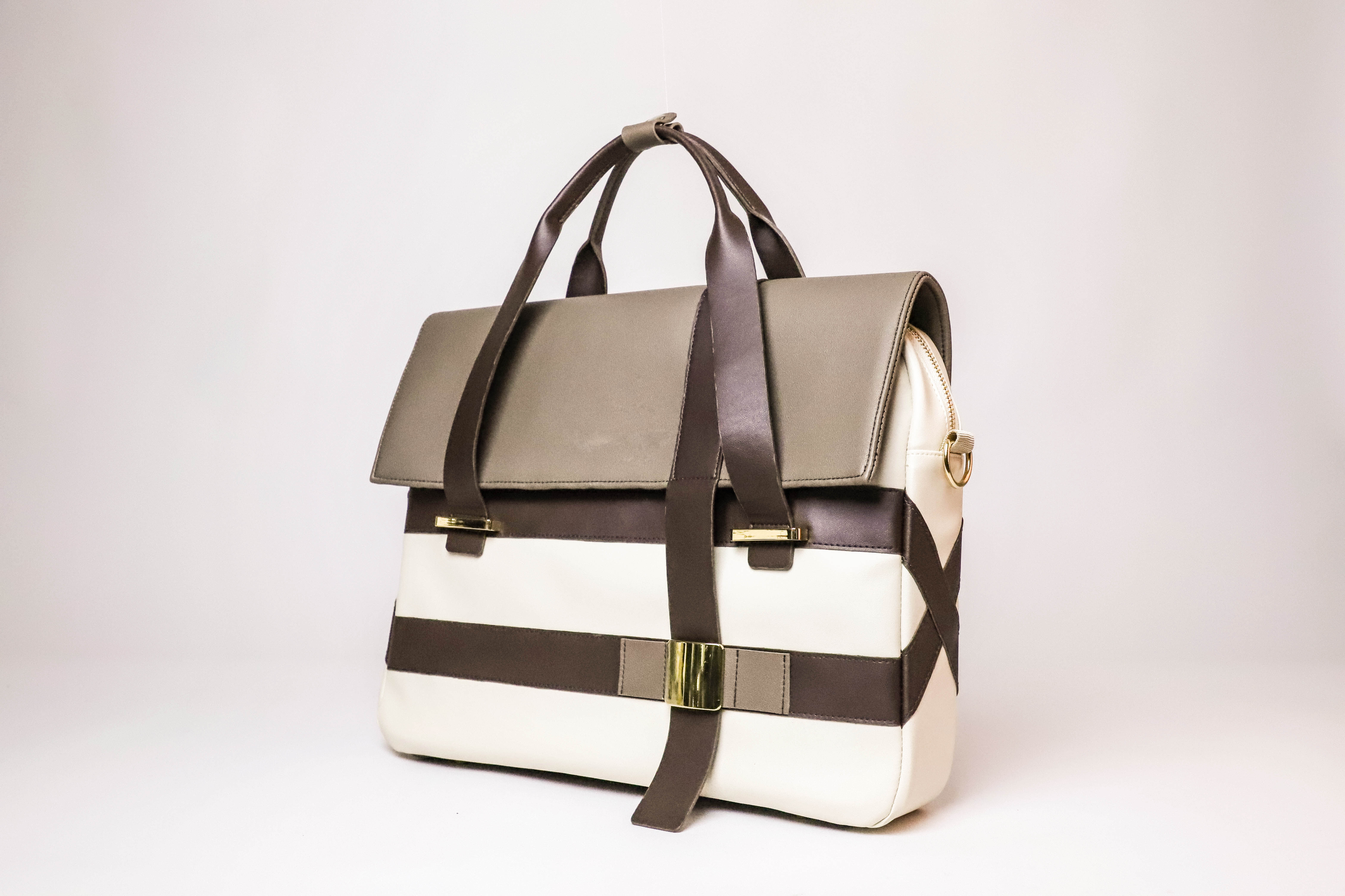 Workplace，Computer package，She designed，Simple design，gift，female sex，Attendance commuting，Multipurpose，