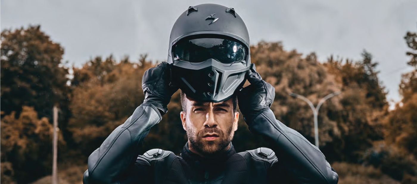 Helmet，motorcycle，black，