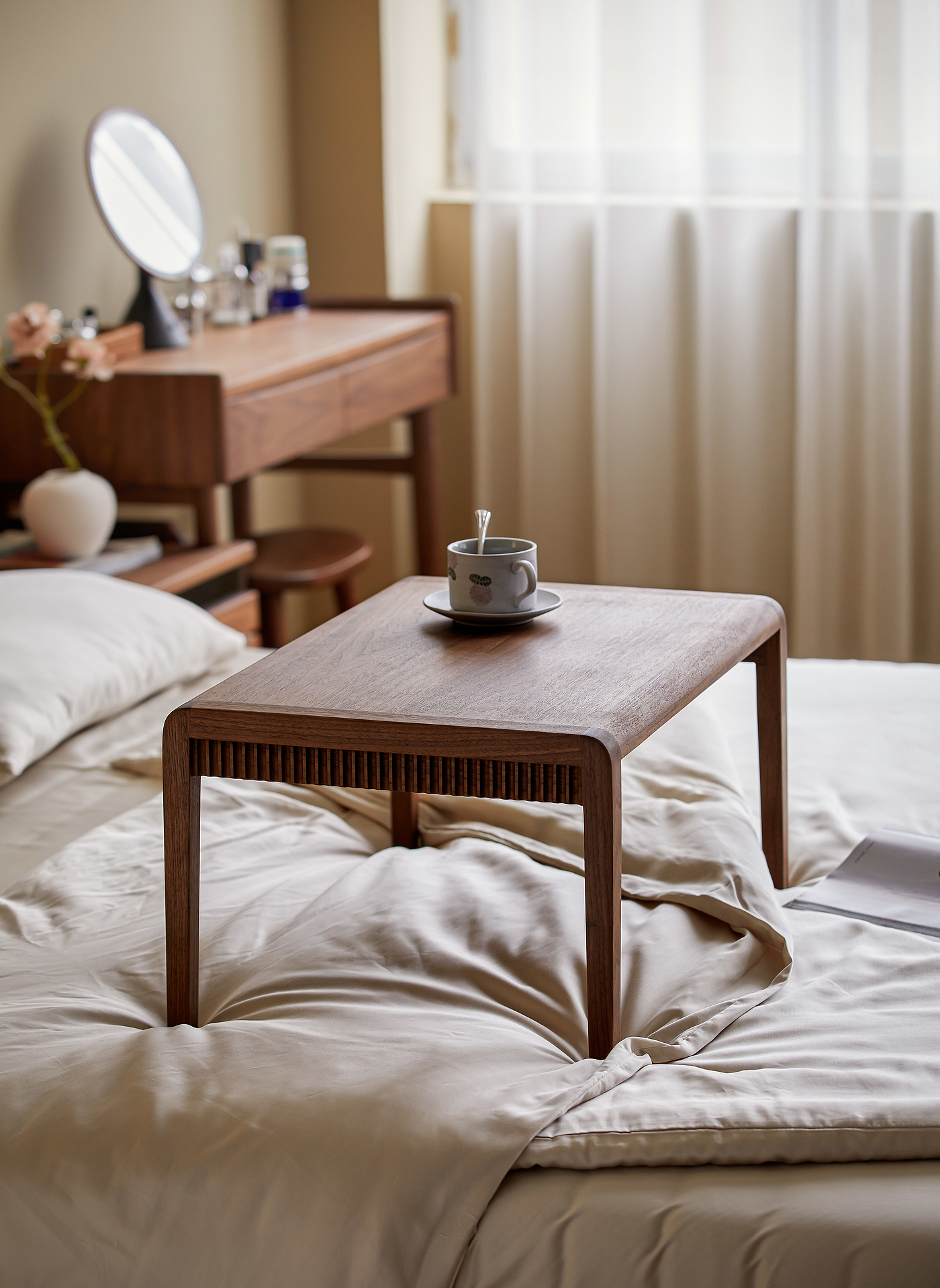 tea table，North American black walnut，Solid wood furniture，