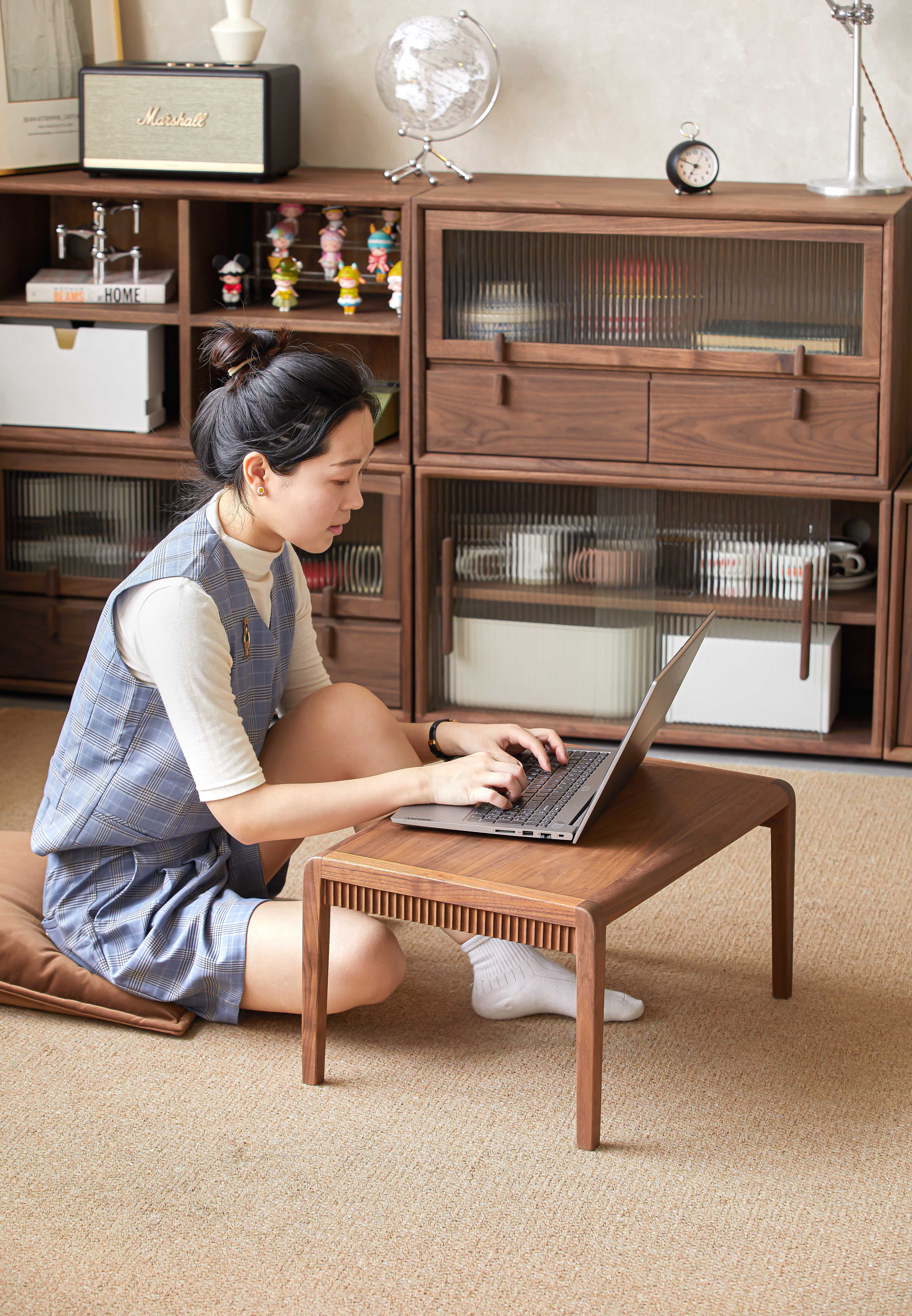 tea table，North American black walnut，Solid wood furniture，