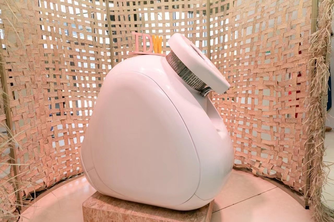 science and technology，exquisite，robot，product design，