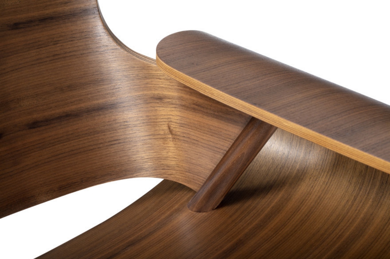 Leisure chair，SKROLLA，product design，Ergonomics，woodiness，