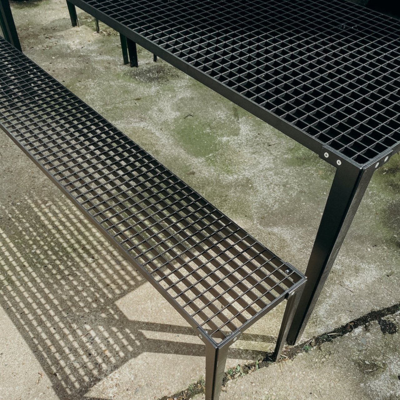 camping，trunk，deck chair，