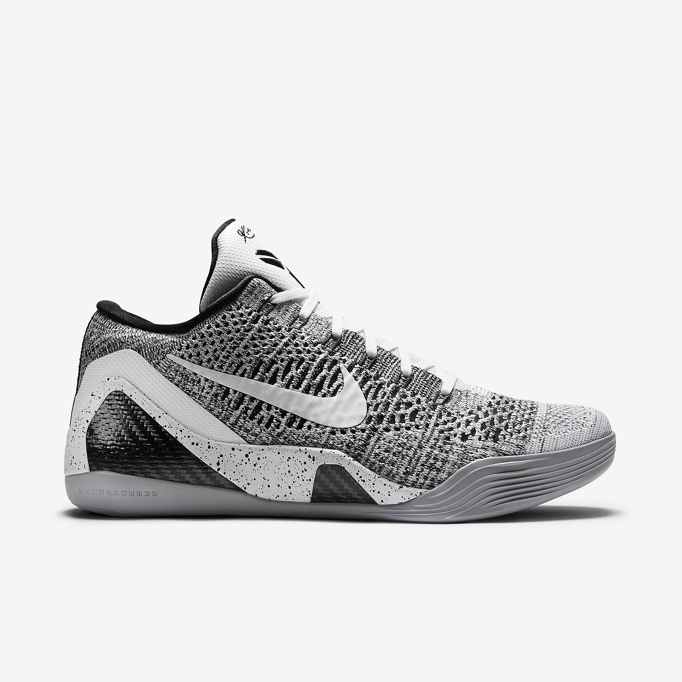 gym shoes，