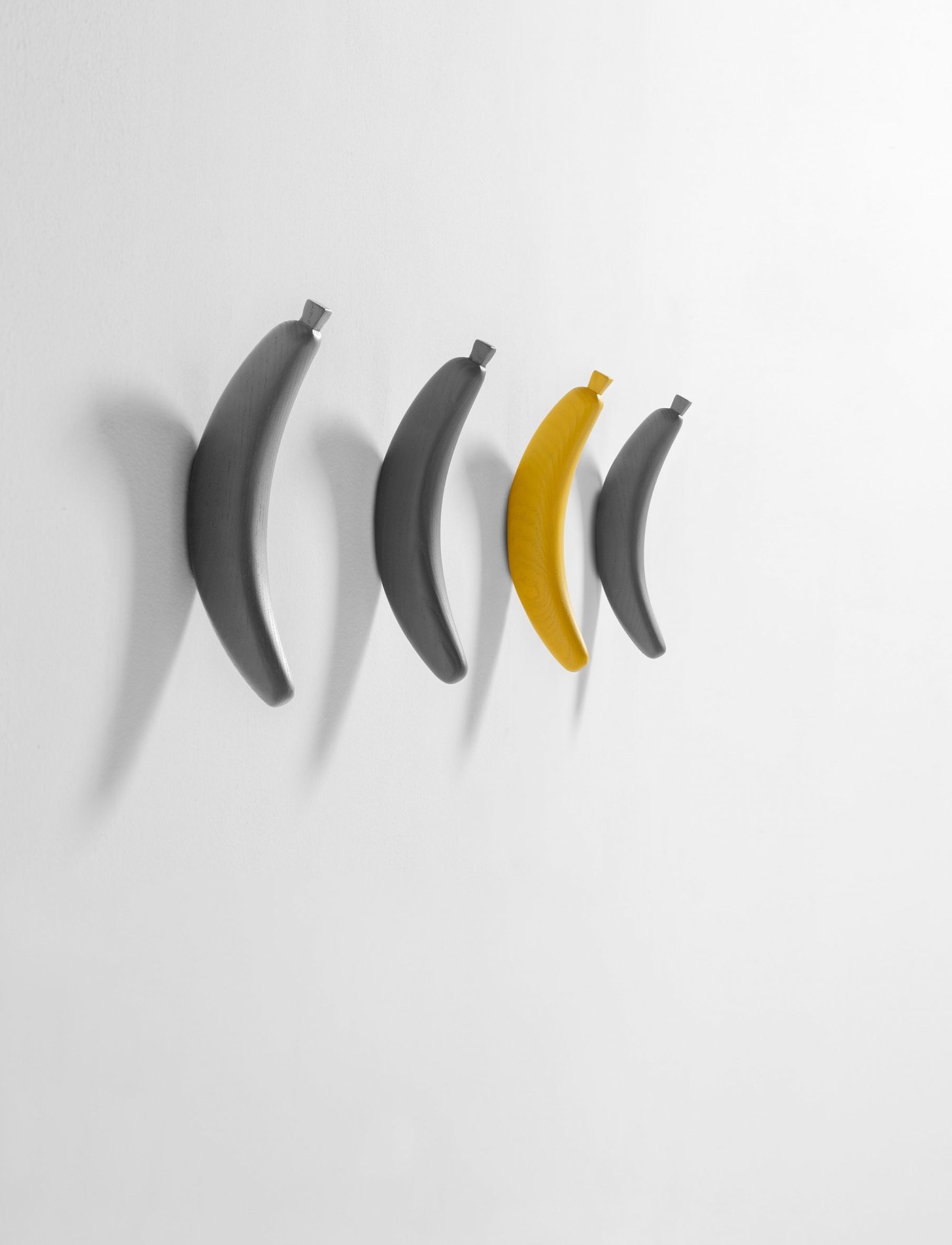 coat hanger，monkey，Banana，