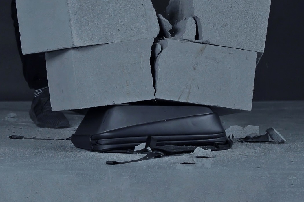 Locomotive backpack，