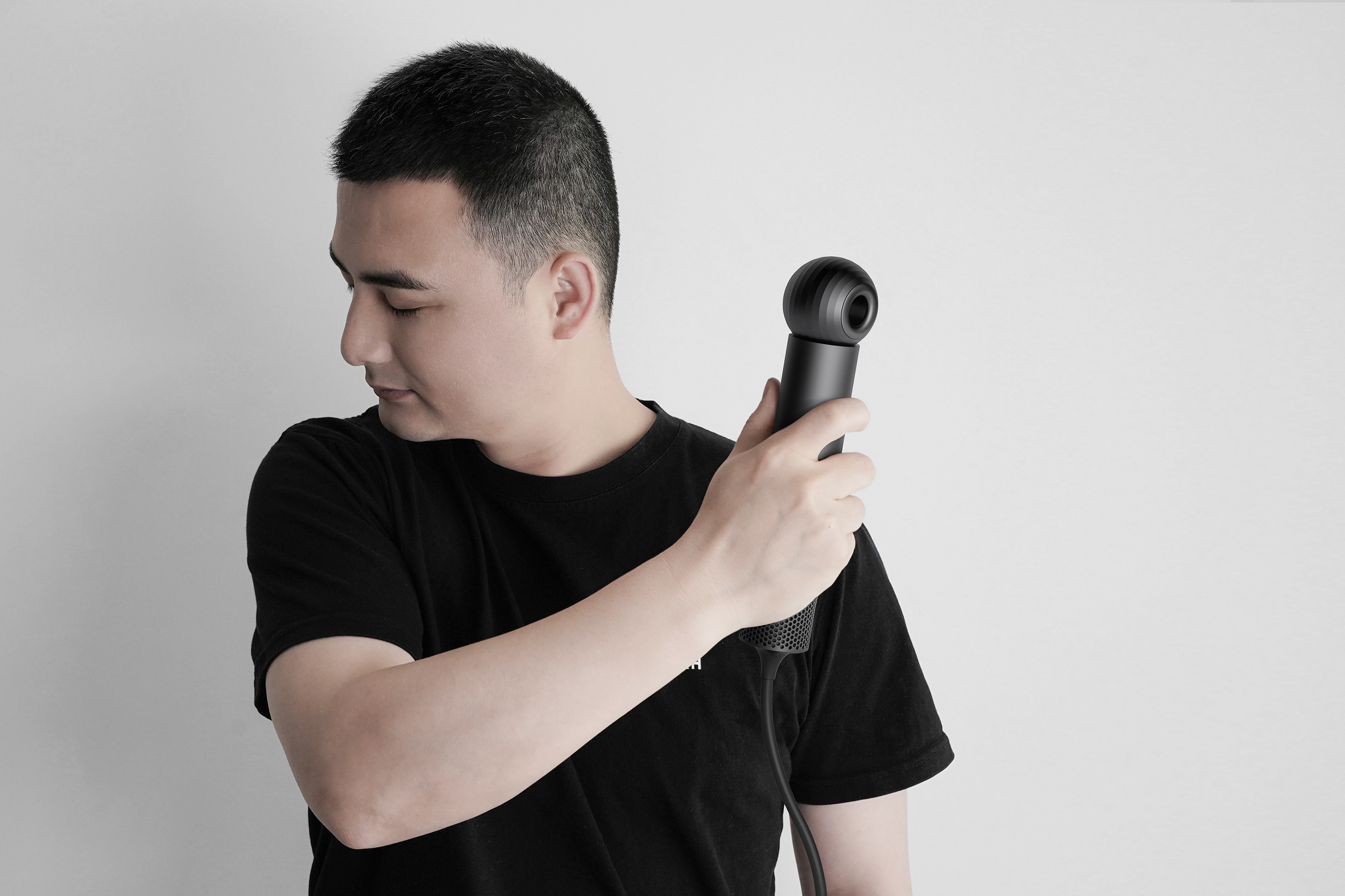 "O" Intelligent High Speed Hair Dryer，