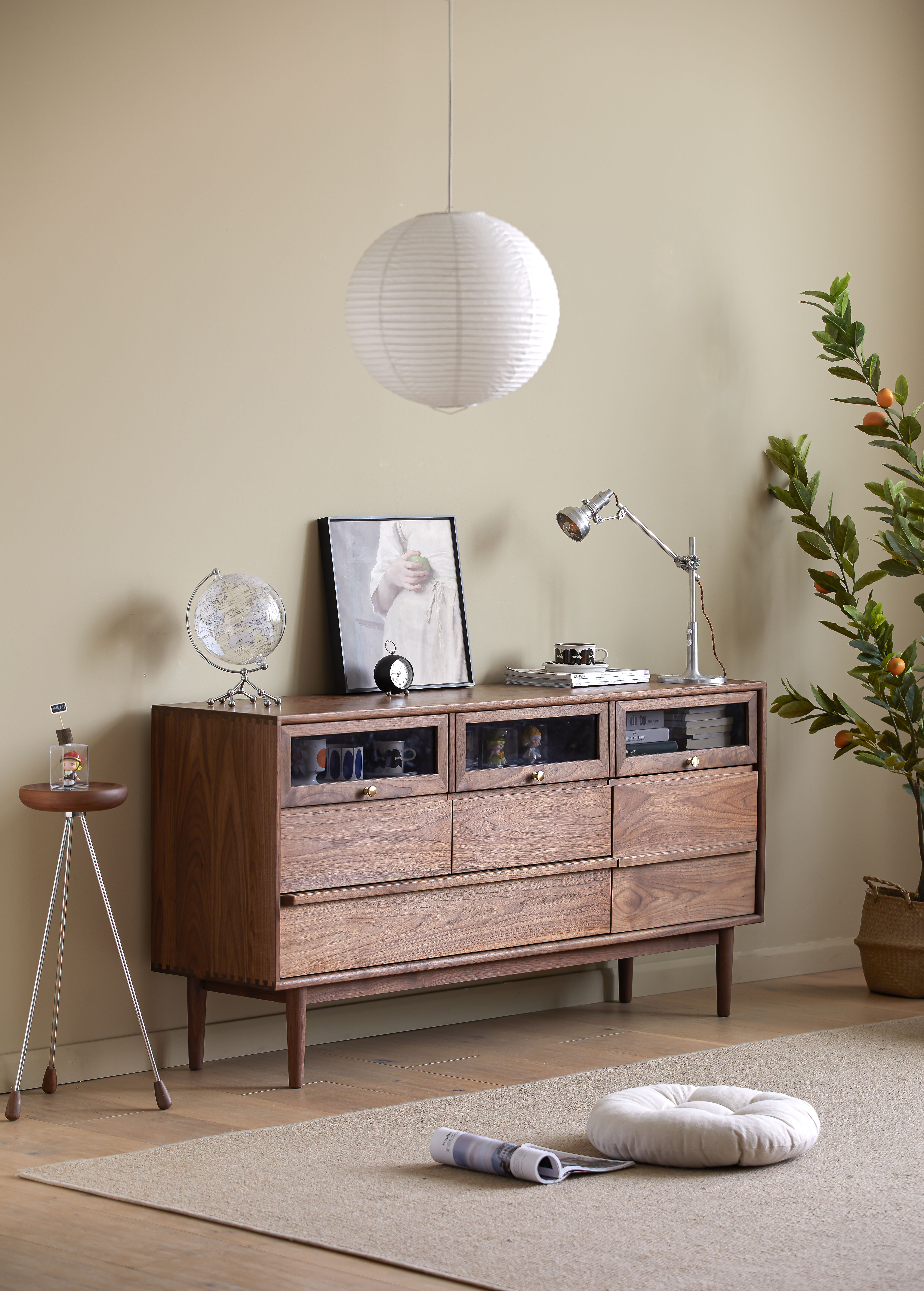 North American black walnut，furniture design ，Bucket cabinet，Solid wood furniture，