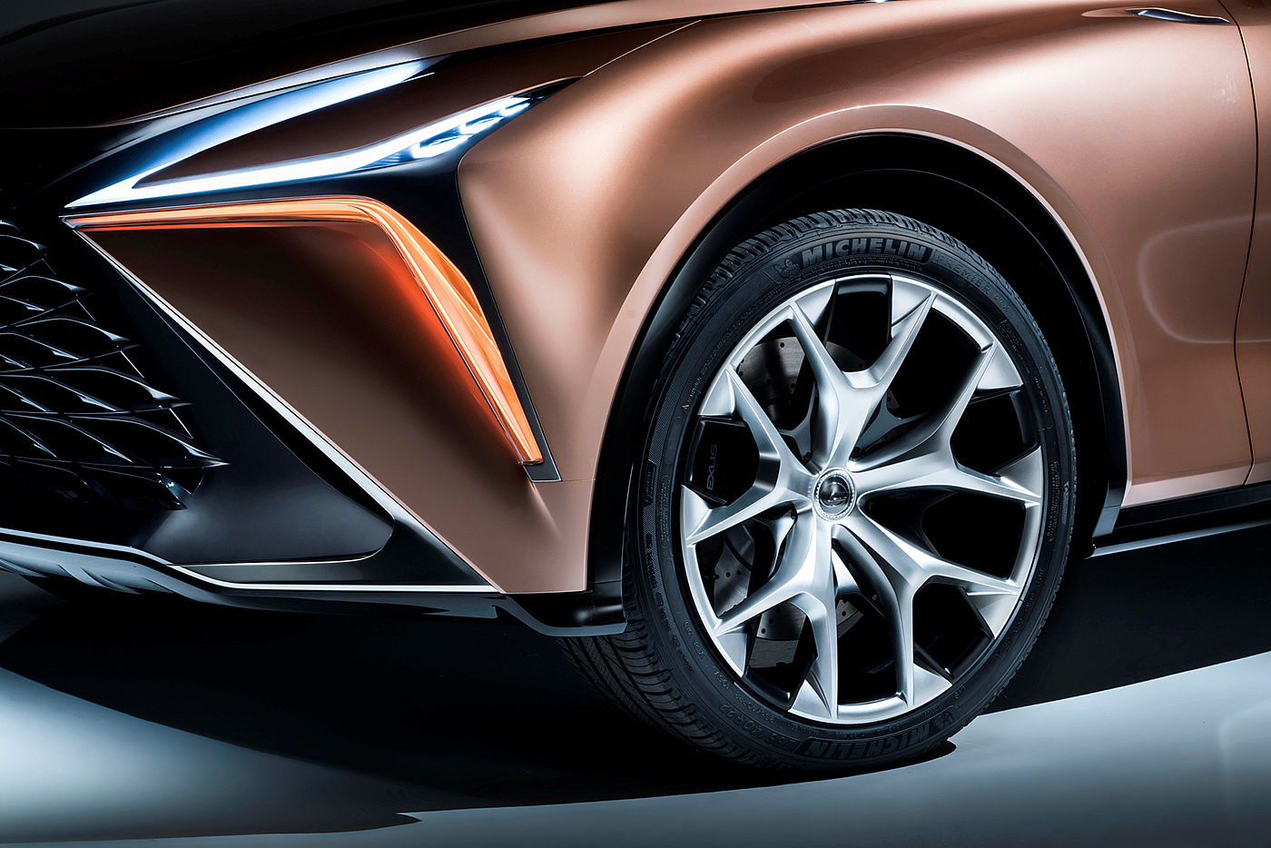 Reprint，automobile，LEXUS，traffic，