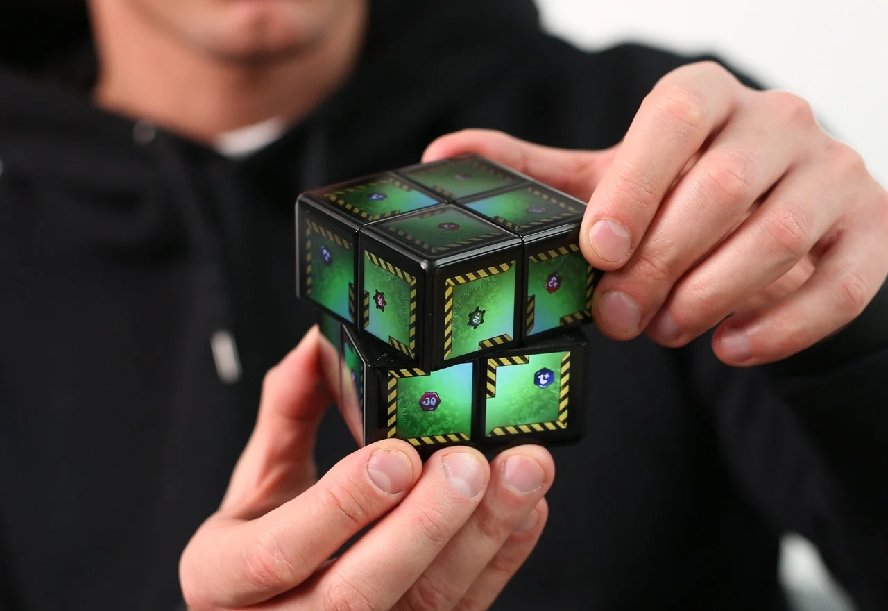 recreational machines，Rubik's Cube，Touch screen，Wowcube，recreational machines，Rubik's Cube，Touch screen，