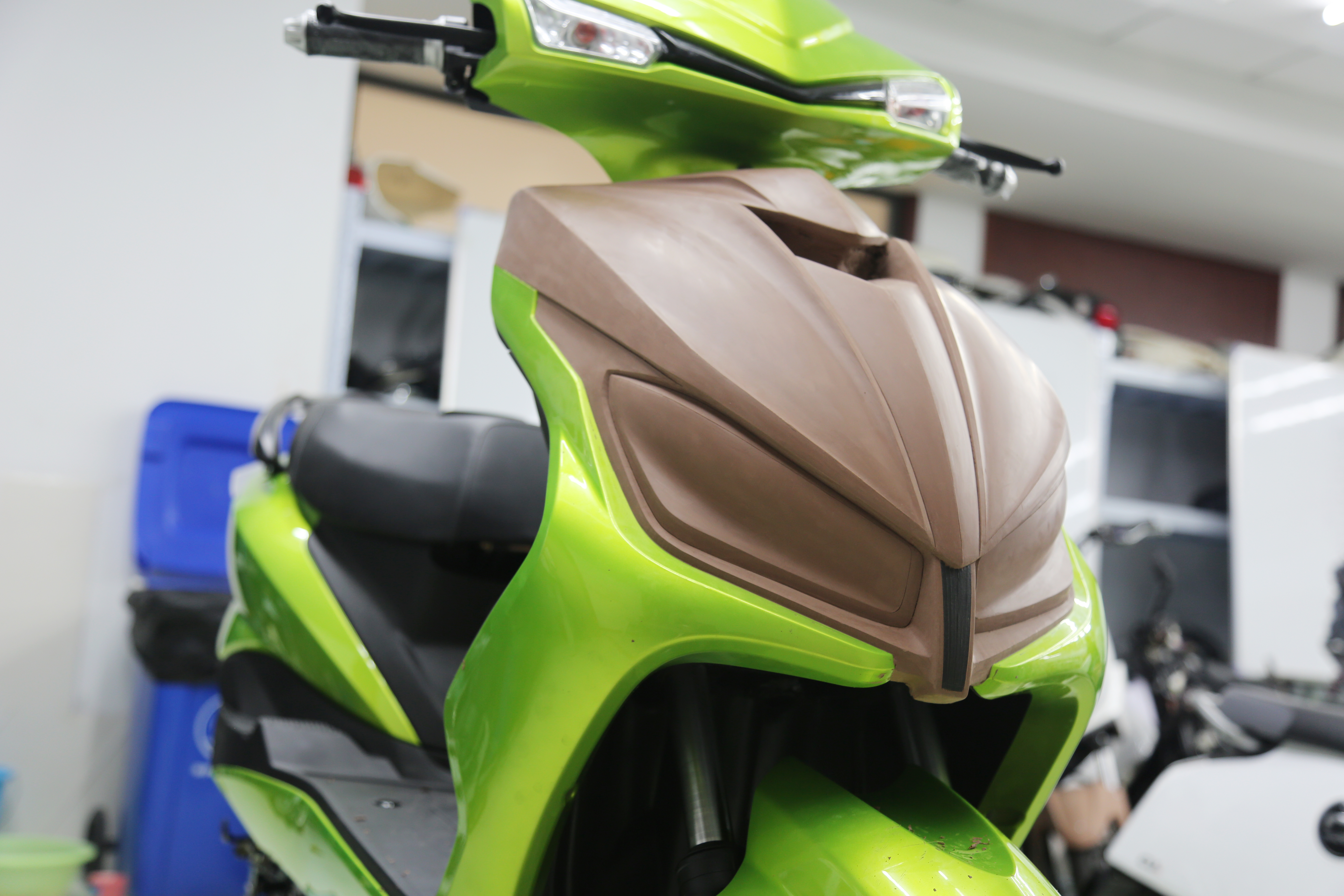 Electric vehicle，motorcycle，The headlamps，lamps and lanterns，Oil sludge，modeling，Model，