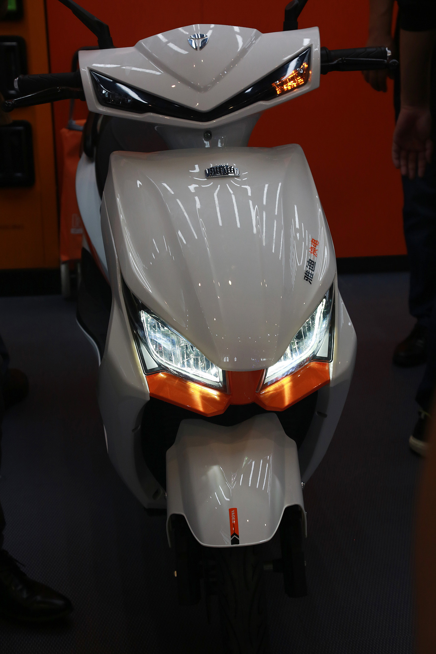 Electric vehicle，motorcycle，modelling，Design，Oil sludge，modeling，lamps and lanterns，The headlamps，