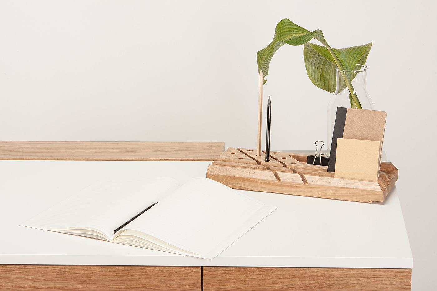 Reprint，furniture，Table，function，
