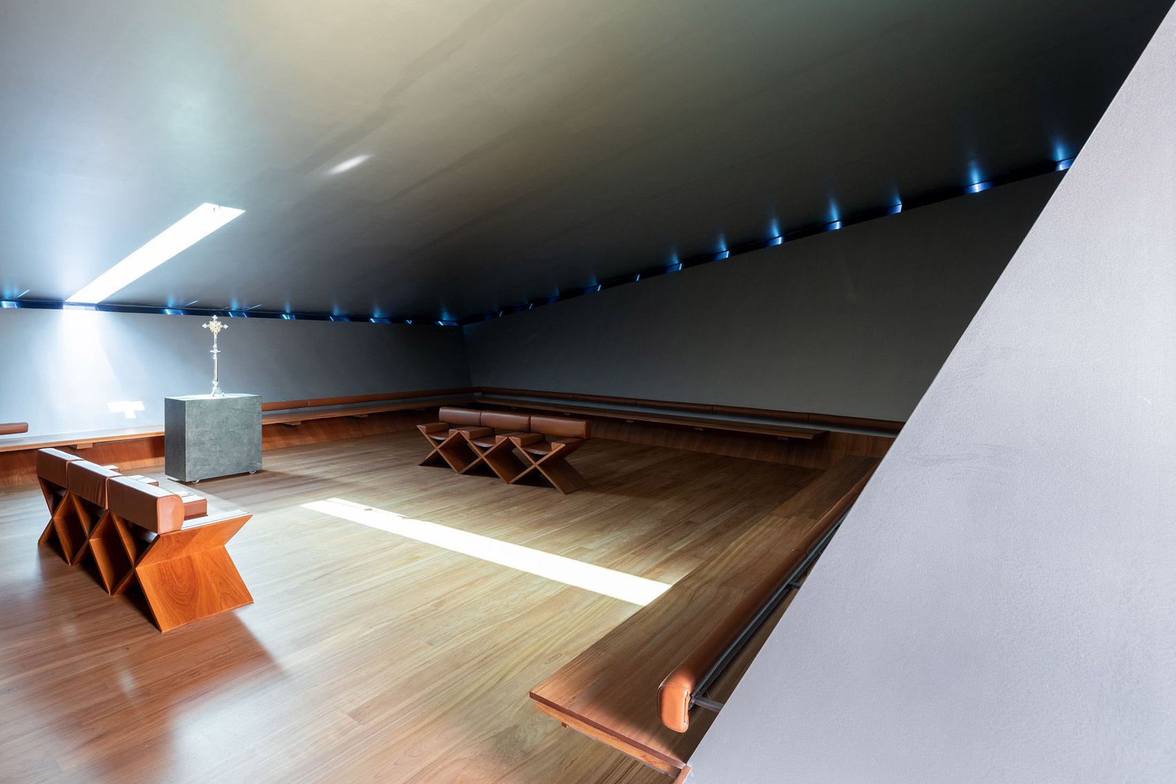 church，Portugal，solemn，