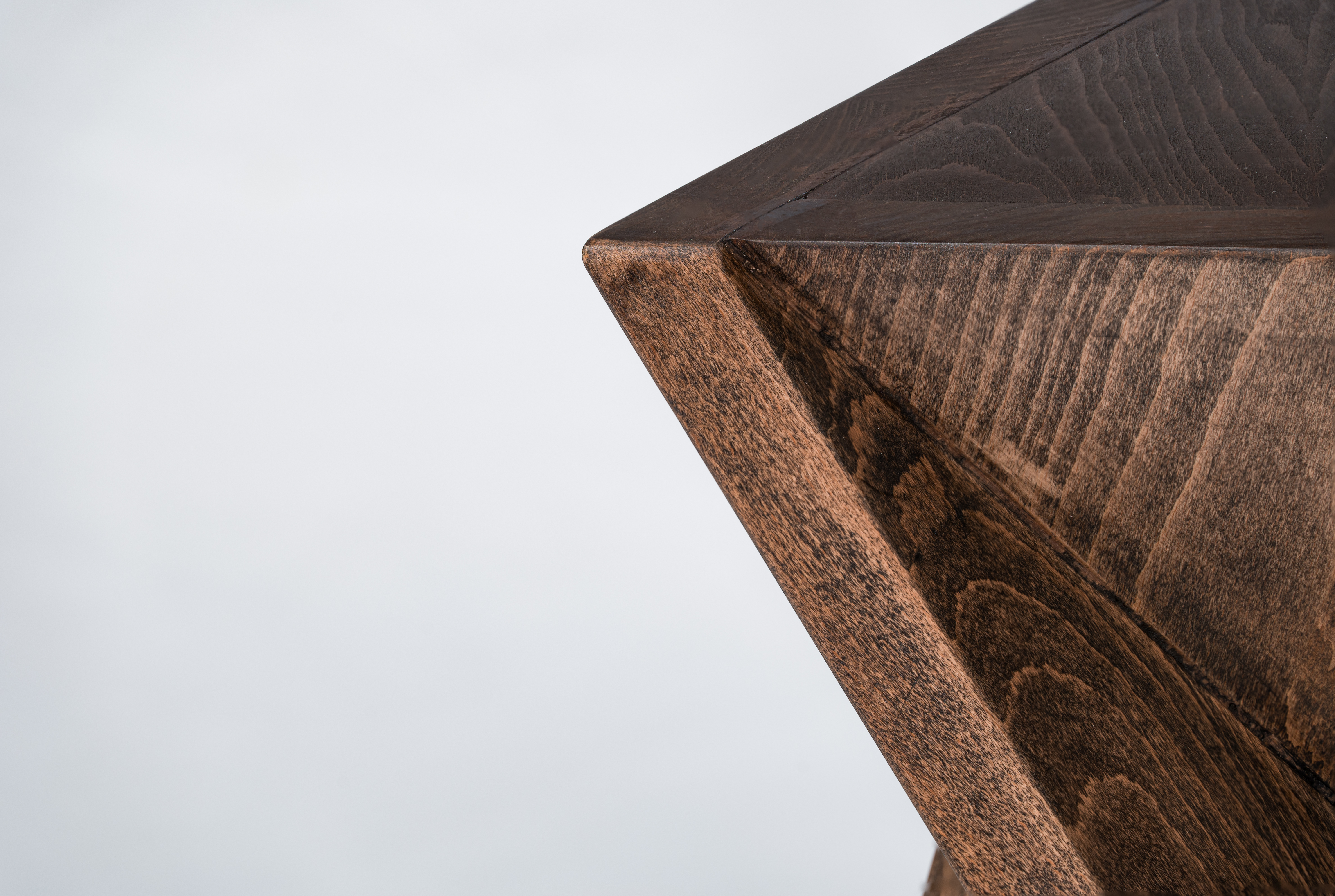 stool，Wooden stool，manual，