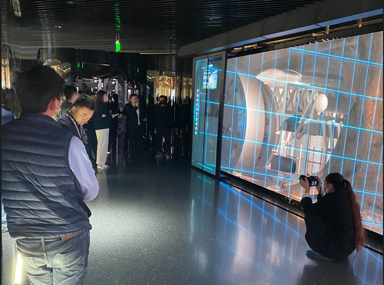 OLED，Opening and closing screen，Opening and closing splicing screen，OLED lifting screen，