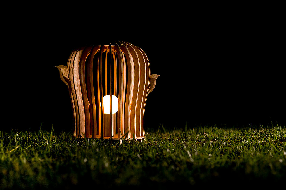 industrial design，product design，Birdcage lamp，LLUM，
