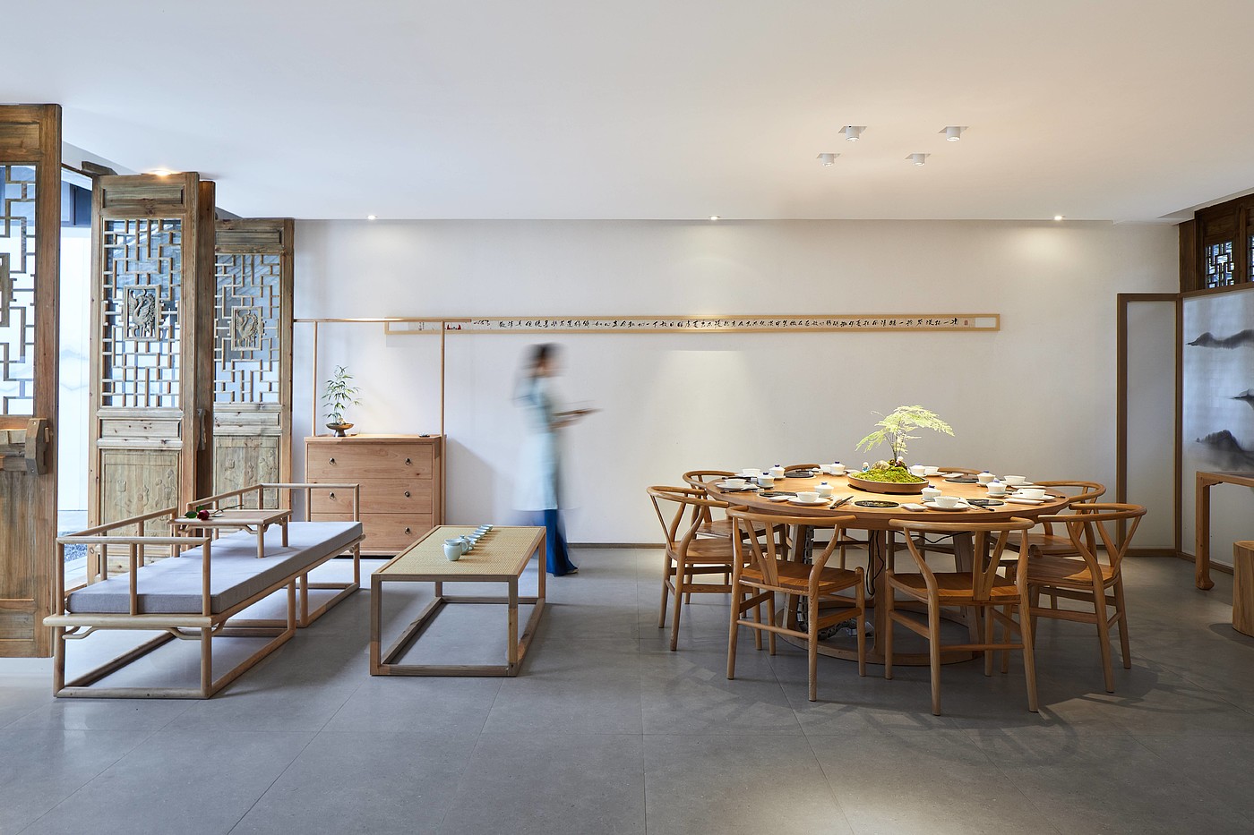 Deyi Collection，
