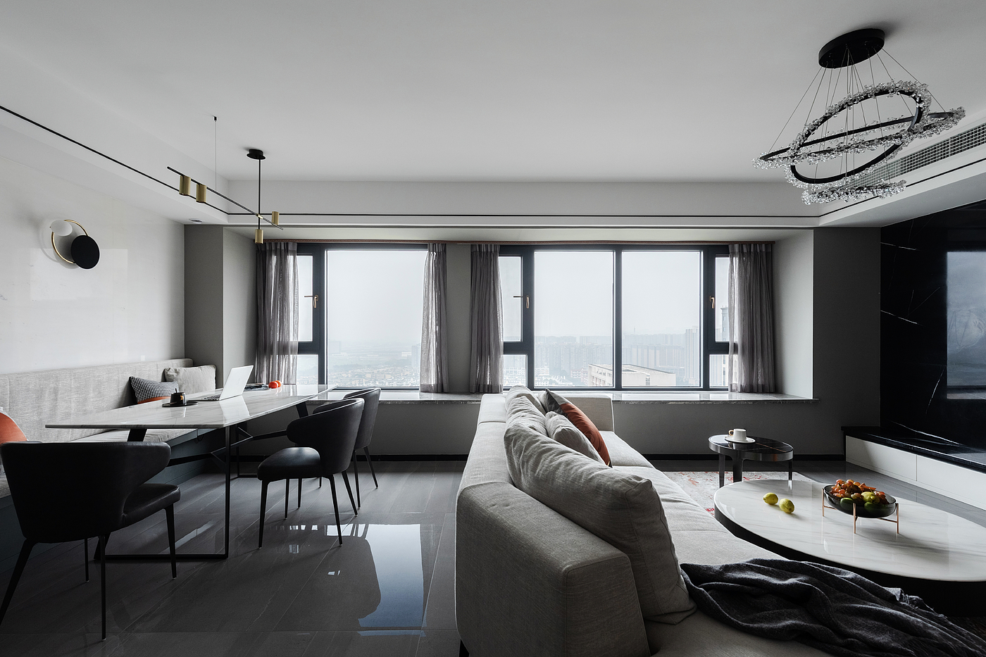 Deyi Collection，