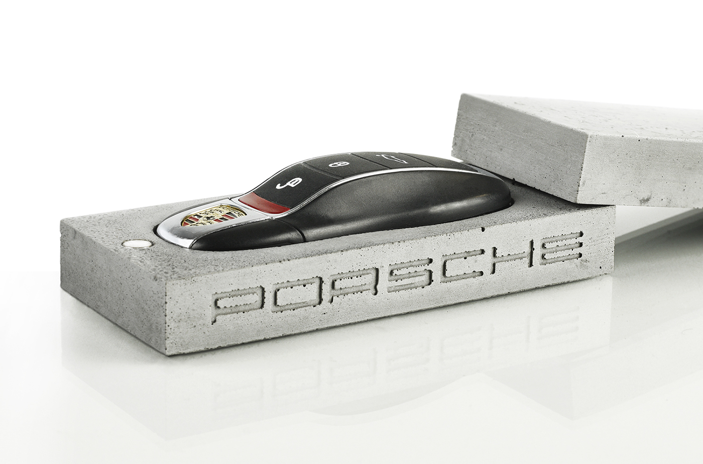 PORSCHE KEY CAS，concrete，grey，