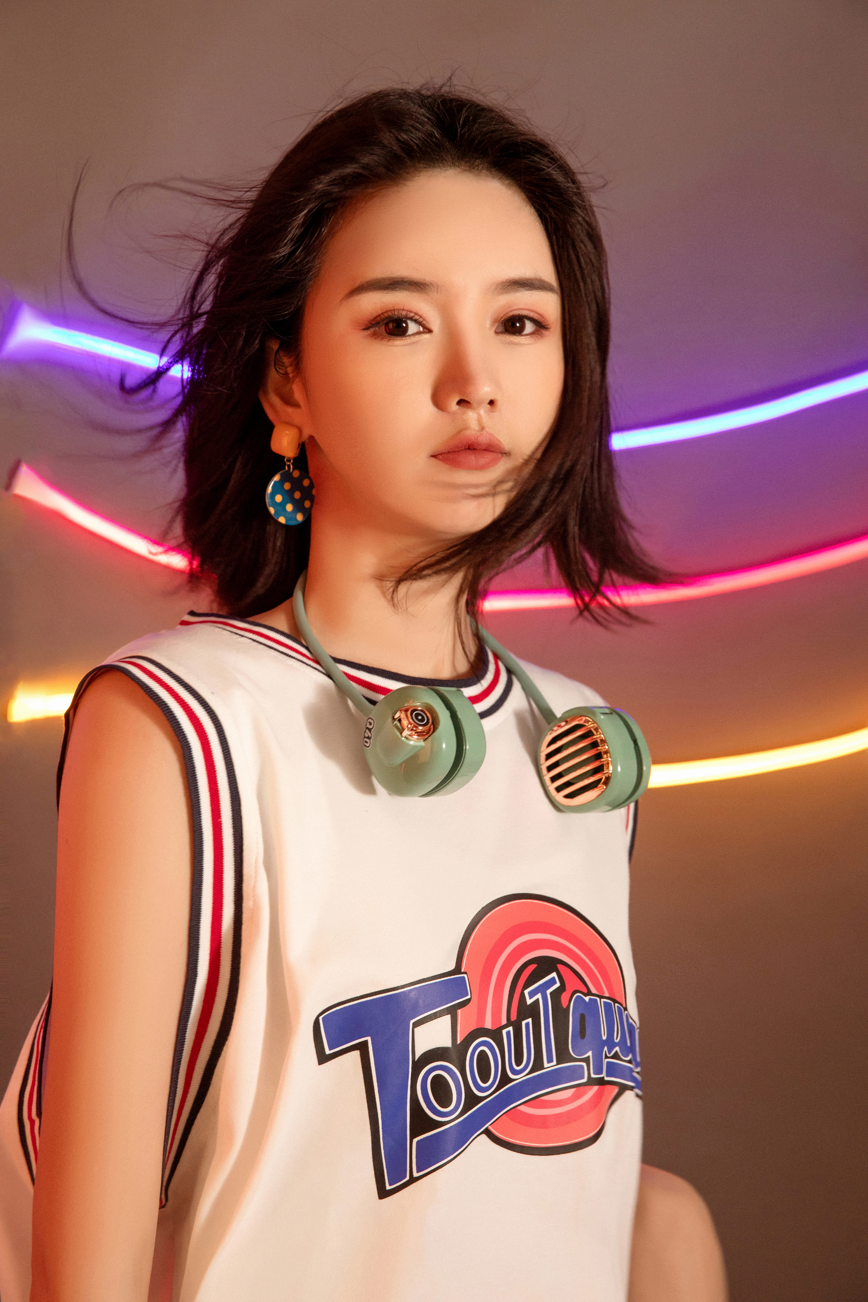 2021 trend new products (folding easy to store, small and beautiful)，