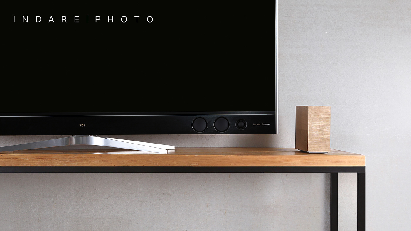 High end TV des，curved surface，black，