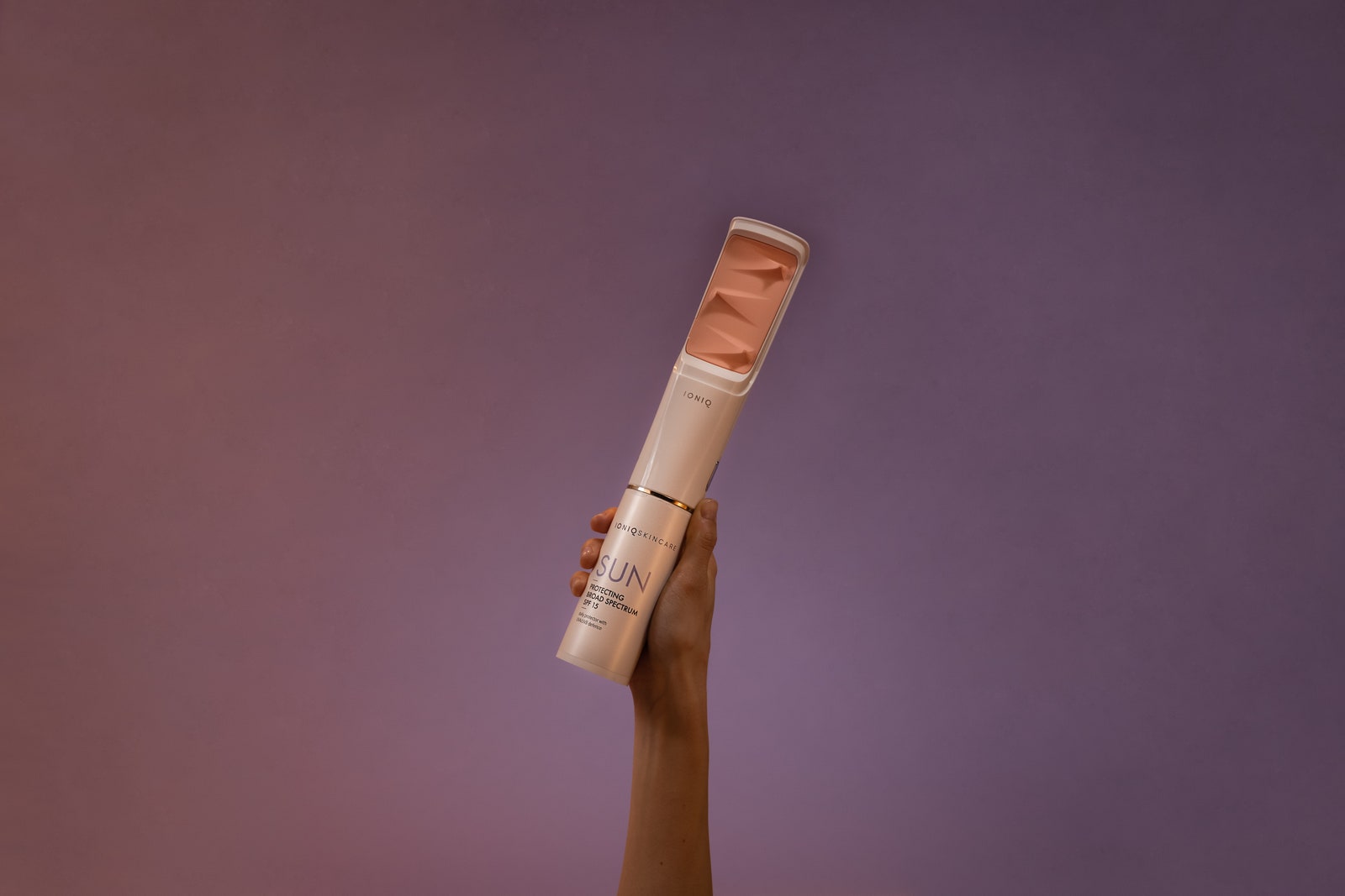 2022 Red Dot Product Design Award，IONIQ ONE，intelligence，Beauty equipment，