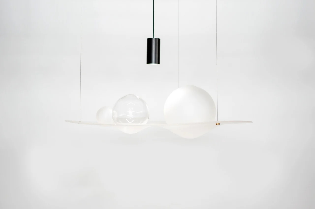 a chandelier，furniture，lamps and lanterns，originality，