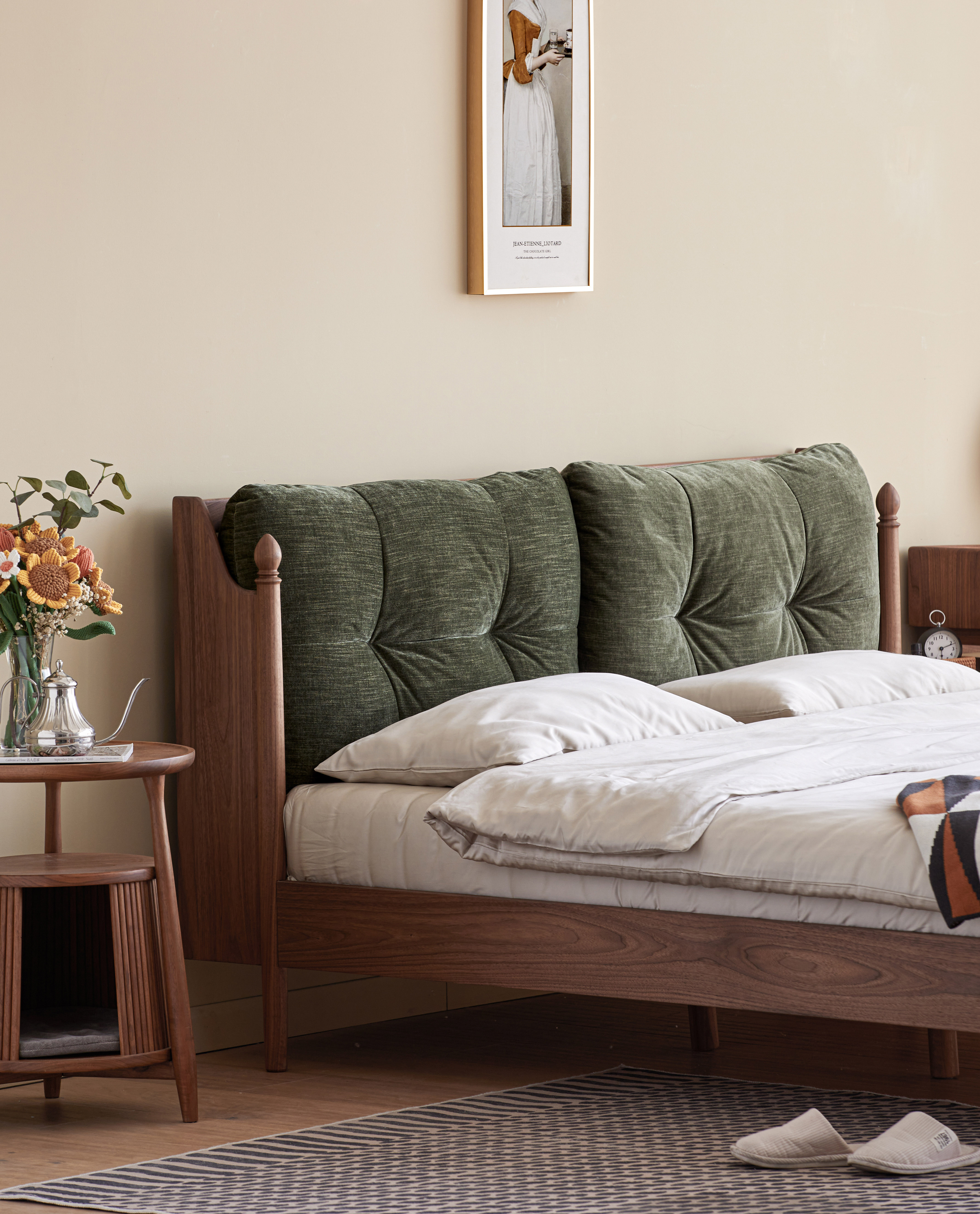 North American black walnut，furniture design ，Solid wood furniture，Bed，