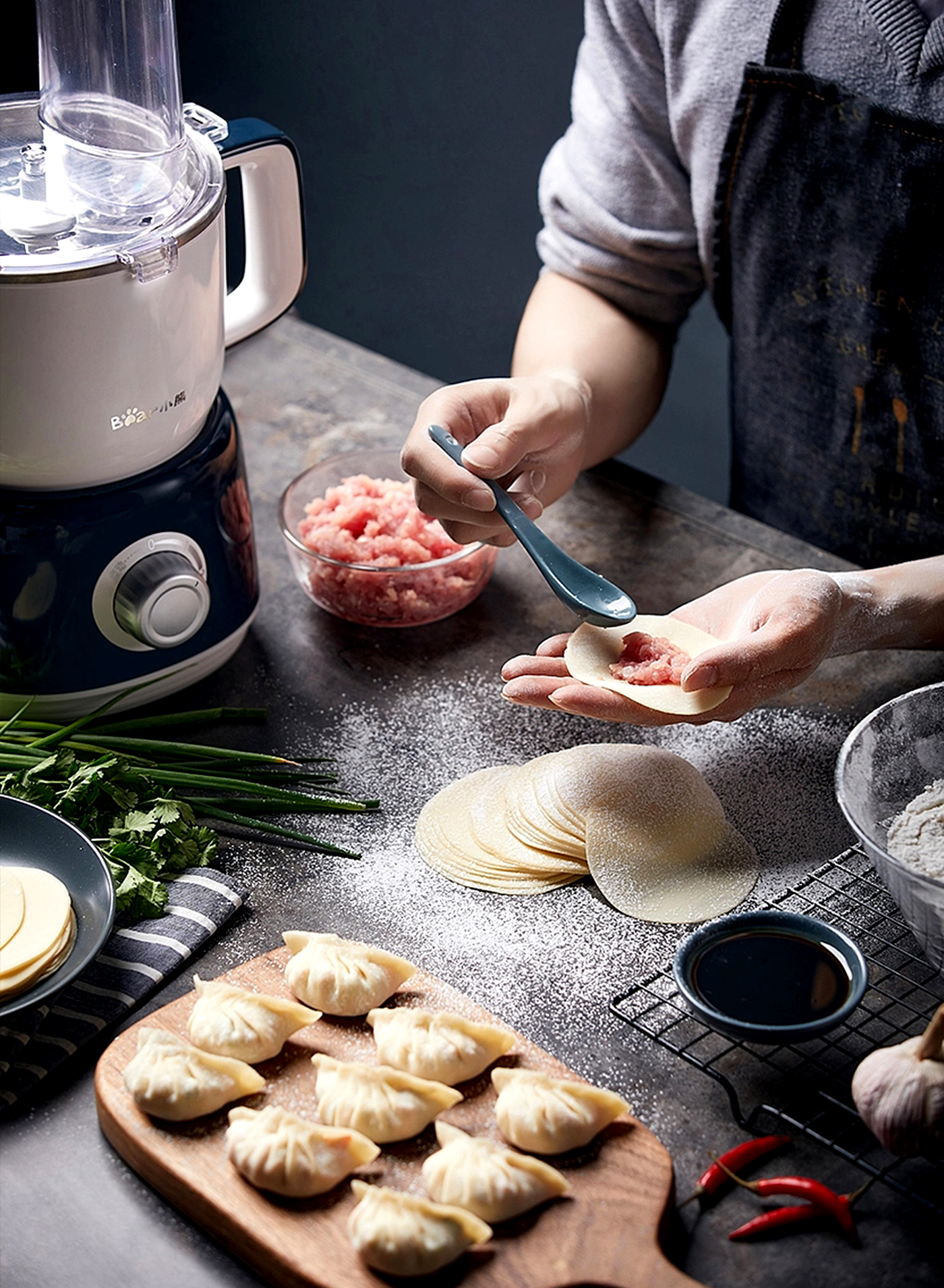 Meat grinder shredder，