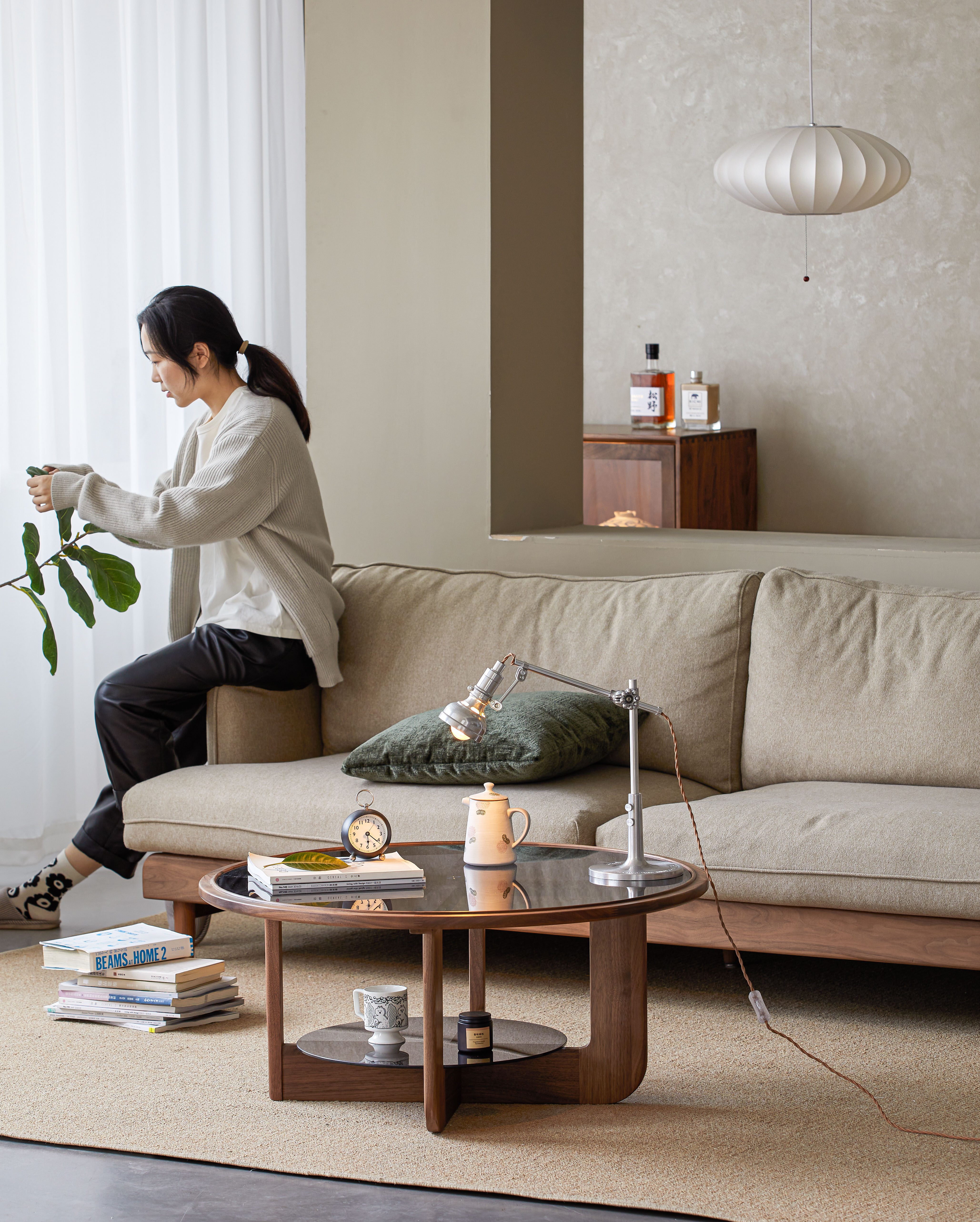 Furniture designer Ren Mengying，Furniture designer almond vegetable head，