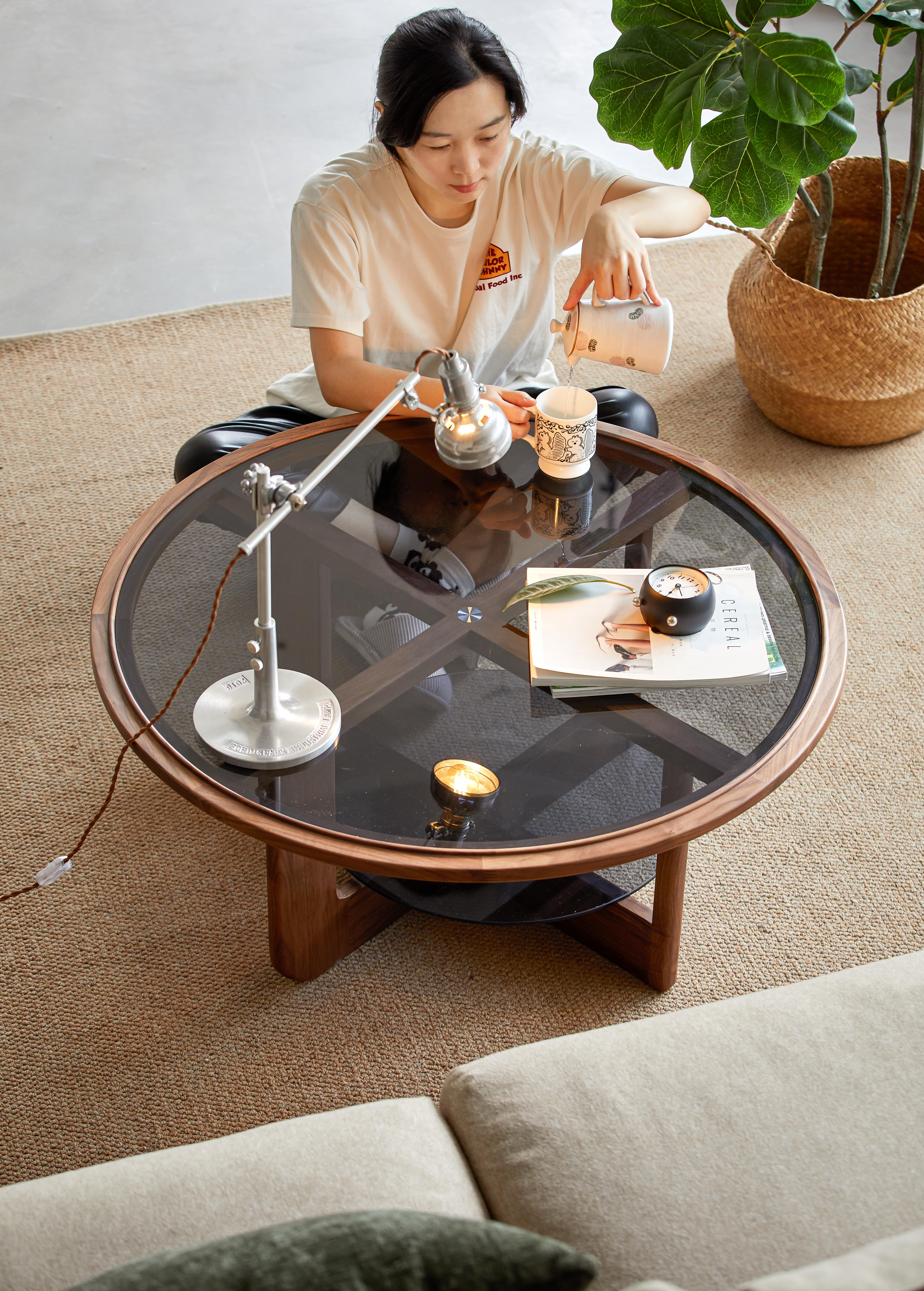 Furniture designer Ren Mengying，Furniture designer almond vegetable head，