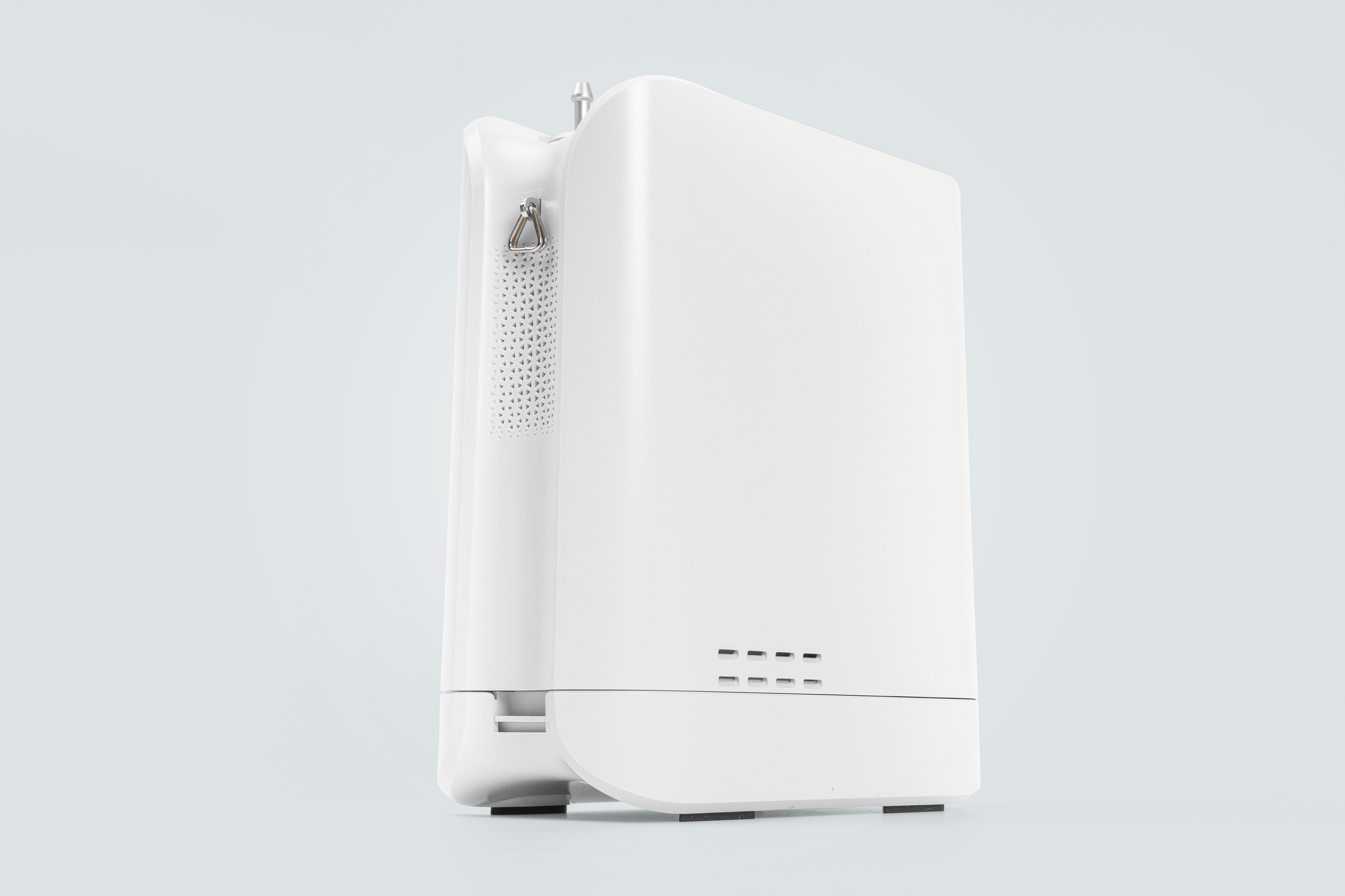 INOGI-R1，portable oxygen concentrator ，Medical equipment，2022 Red Dot Product Design Award，