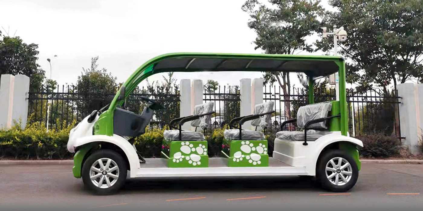 Electric sightseeing bus, cartoon, panda car，