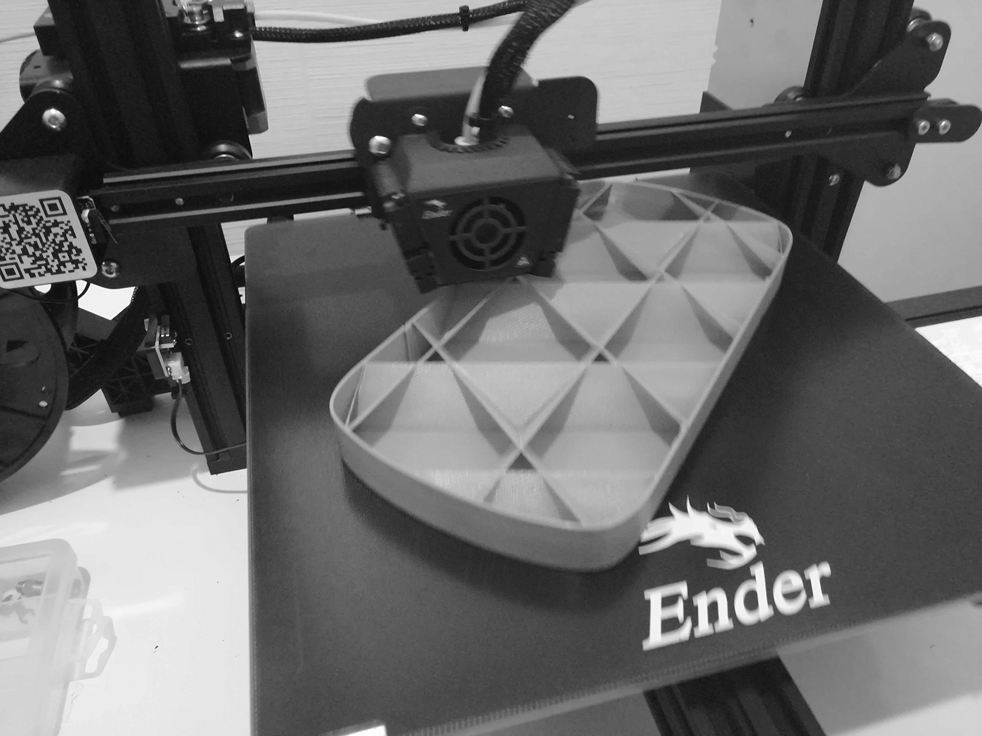 CURA DESIGN，Automatic airport freight car，MOVUS，product design，