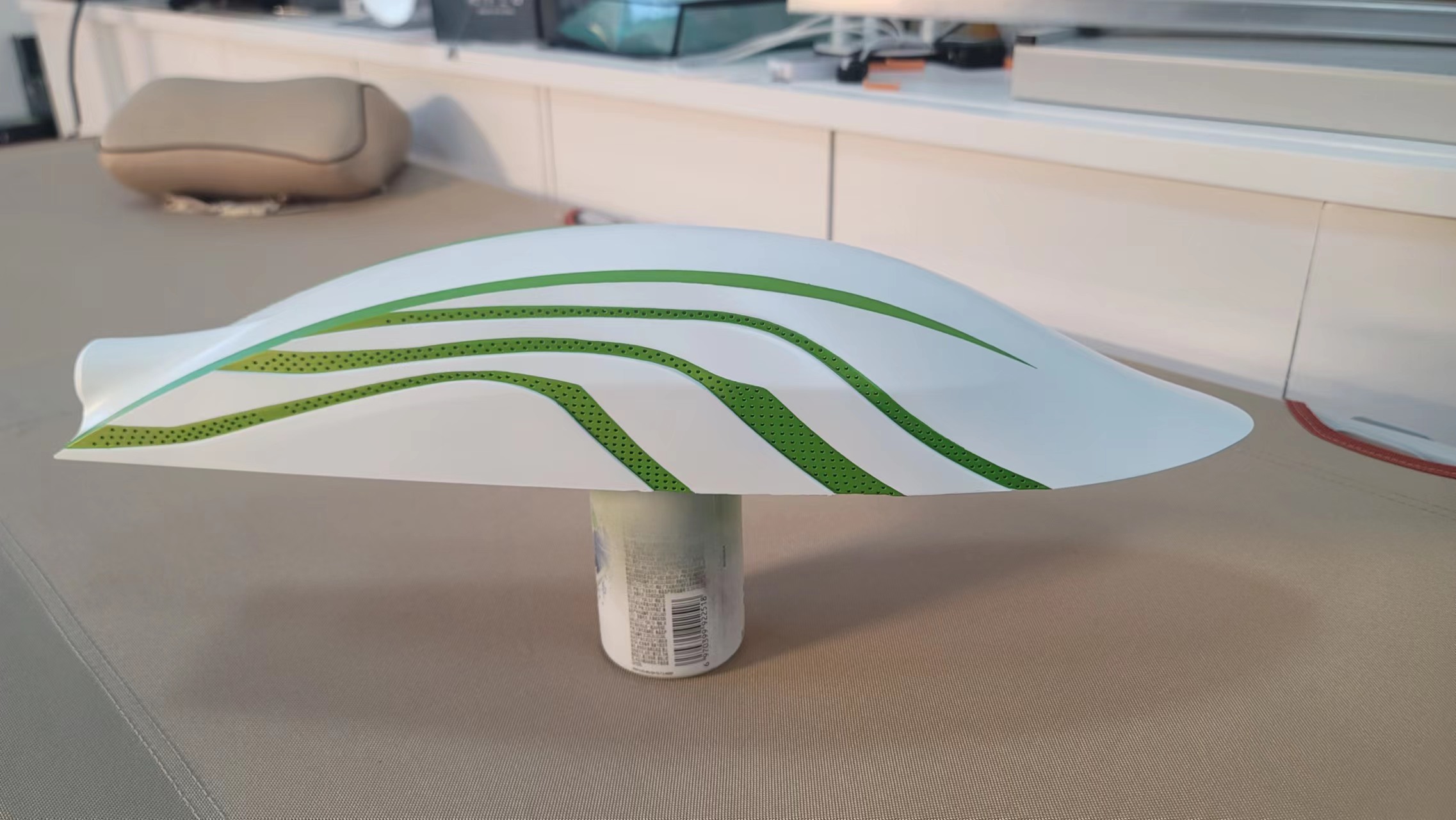 Plant lamp，Power Shell，ufo，airship，science and technology，future，designer，lamp，